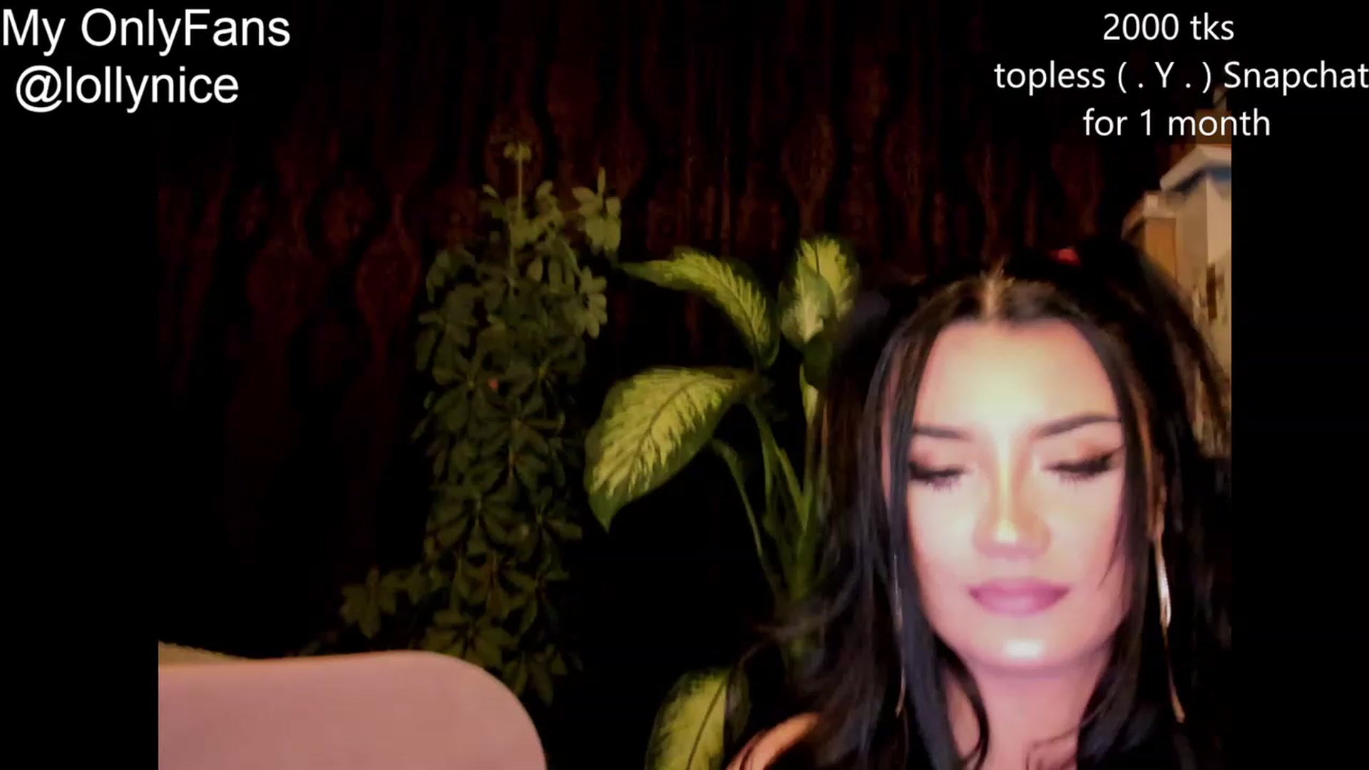 Gallery image thumbnail from sweet__girl__'s myfreecams stream on, 11/09/2023, 21:00 image 6 of 20