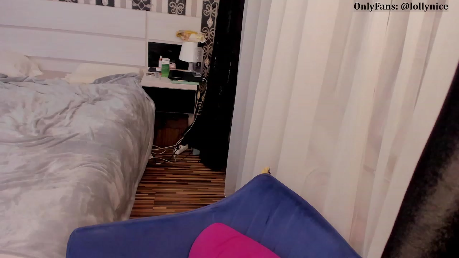 Gallery image thumbnail from sweet__girl__'s myfreecams stream on, 11/27/2023, 22:02 image 18 of 20