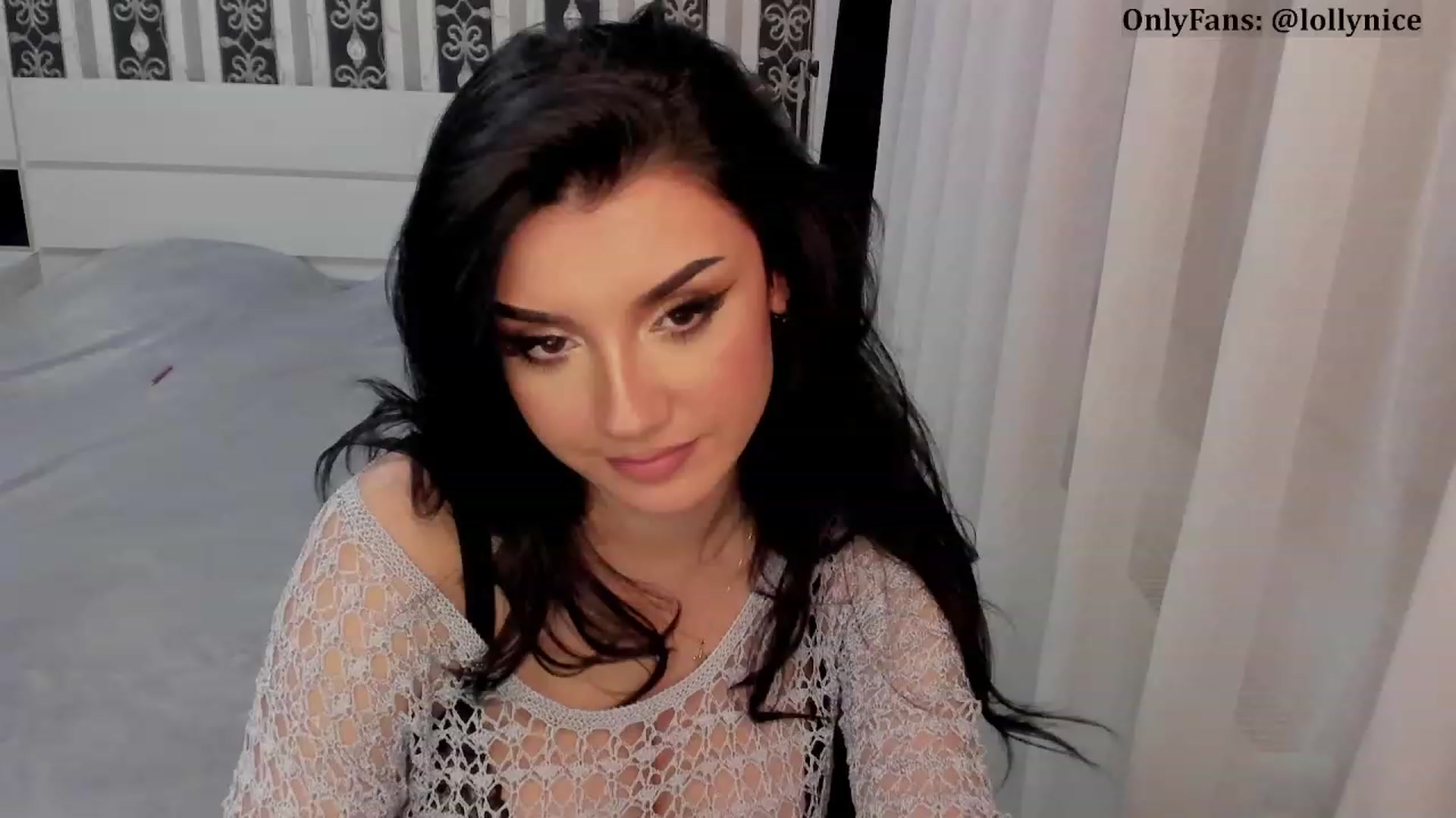 Gallery image thumbnail from sweet__girl__'s myfreecams stream on, 11/29/2023, 19:39 image 9 of 20