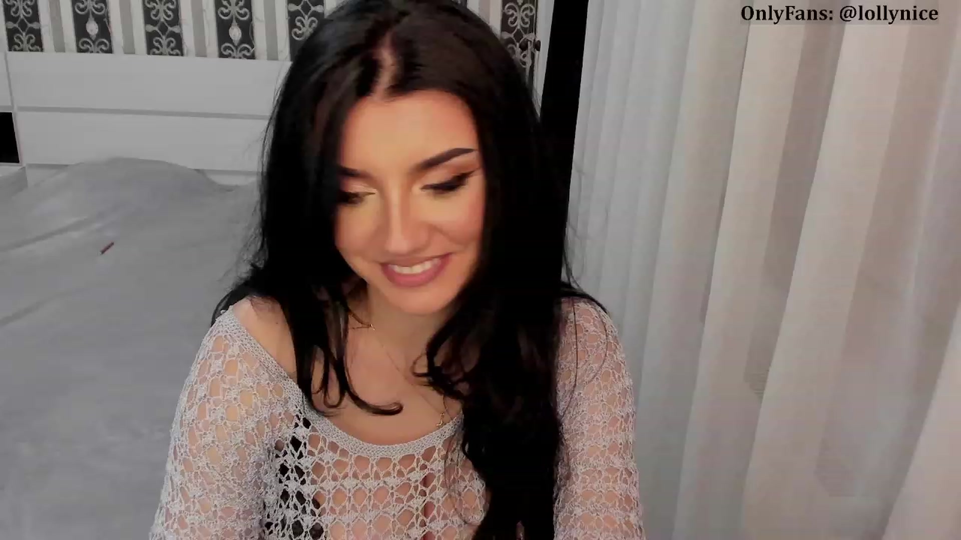 Gallery image thumbnail from sweet__girl__'s myfreecams stream on, 11/29/2023, 19:39 image 5 of 20