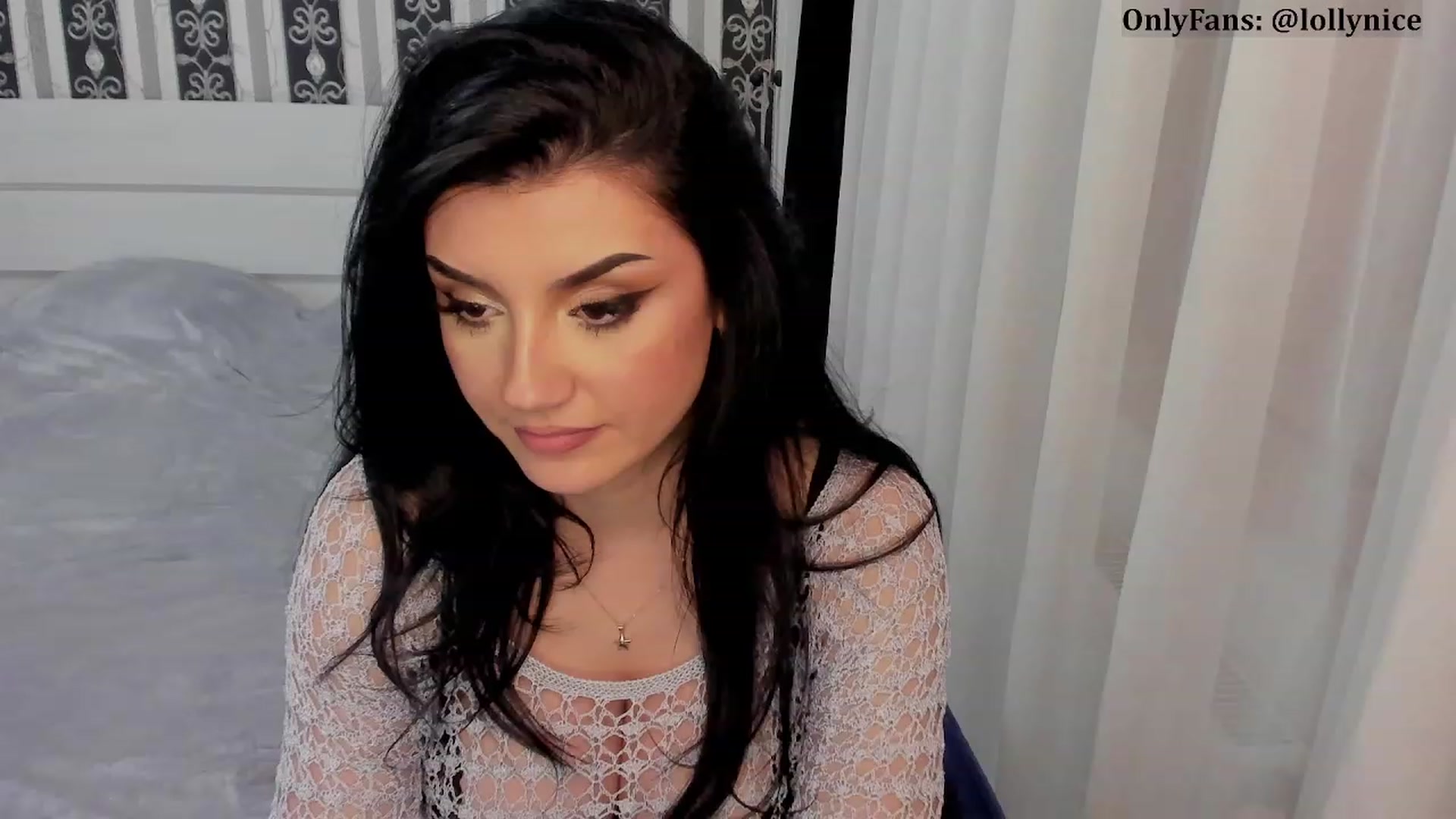 Gallery image thumbnail from sweet__girl__'s myfreecams stream on, 11/29/2023, 20:37 image 11 of 20