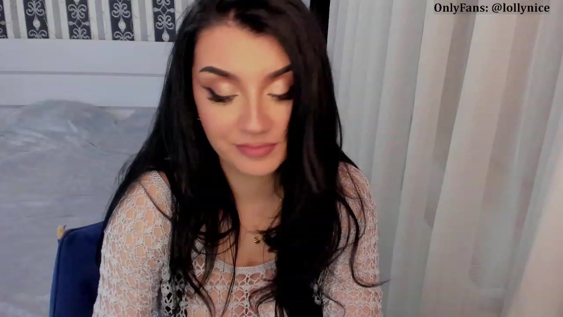 Gallery image thumbnail from sweet__girl__'s myfreecams stream on, 11/29/2023, 20:37 image 6 of 20