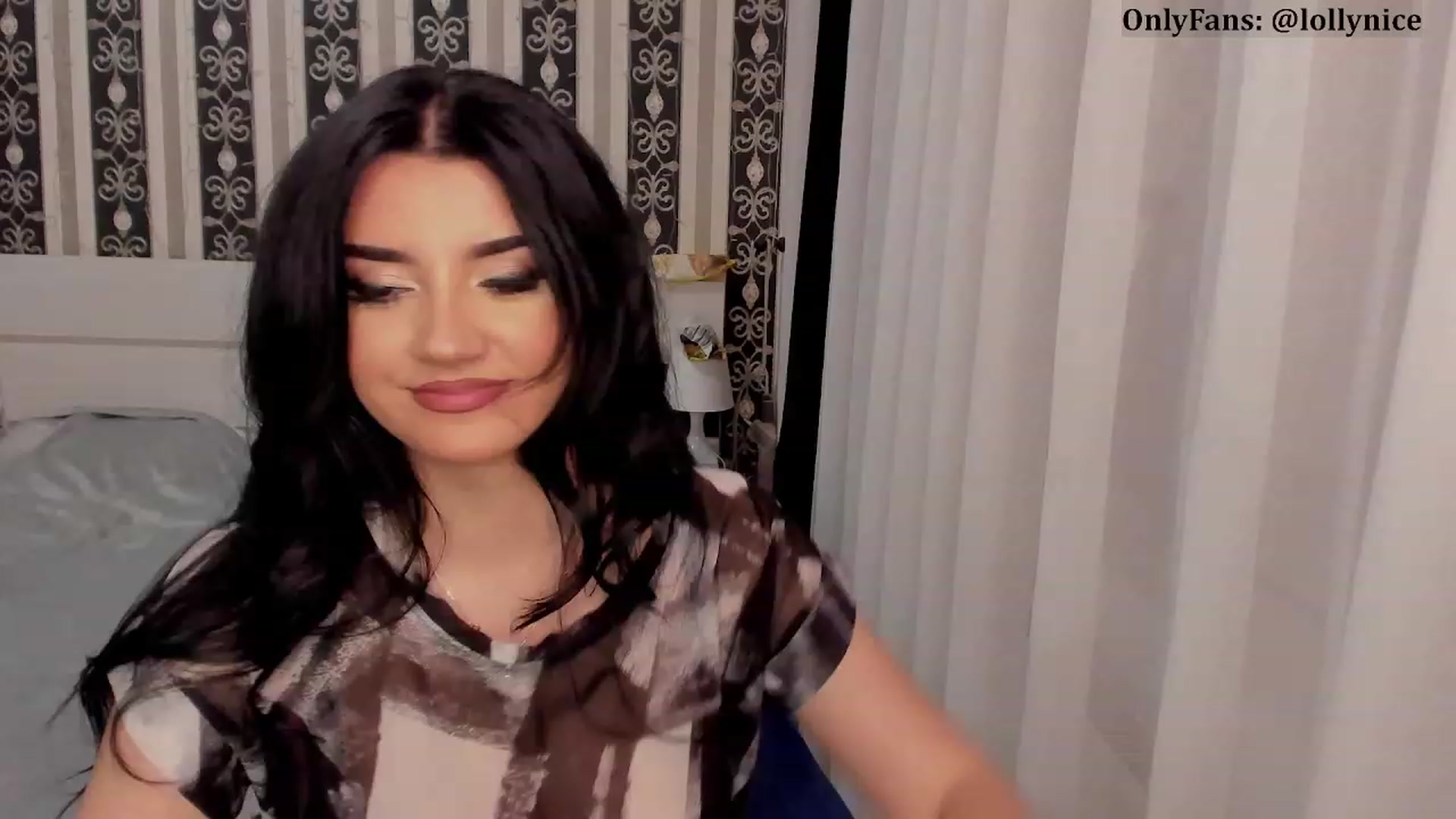 Gallery image thumbnail from sweet__girl__'s myfreecams stream on, 12/04/2023, 20:41 image 7 of 20