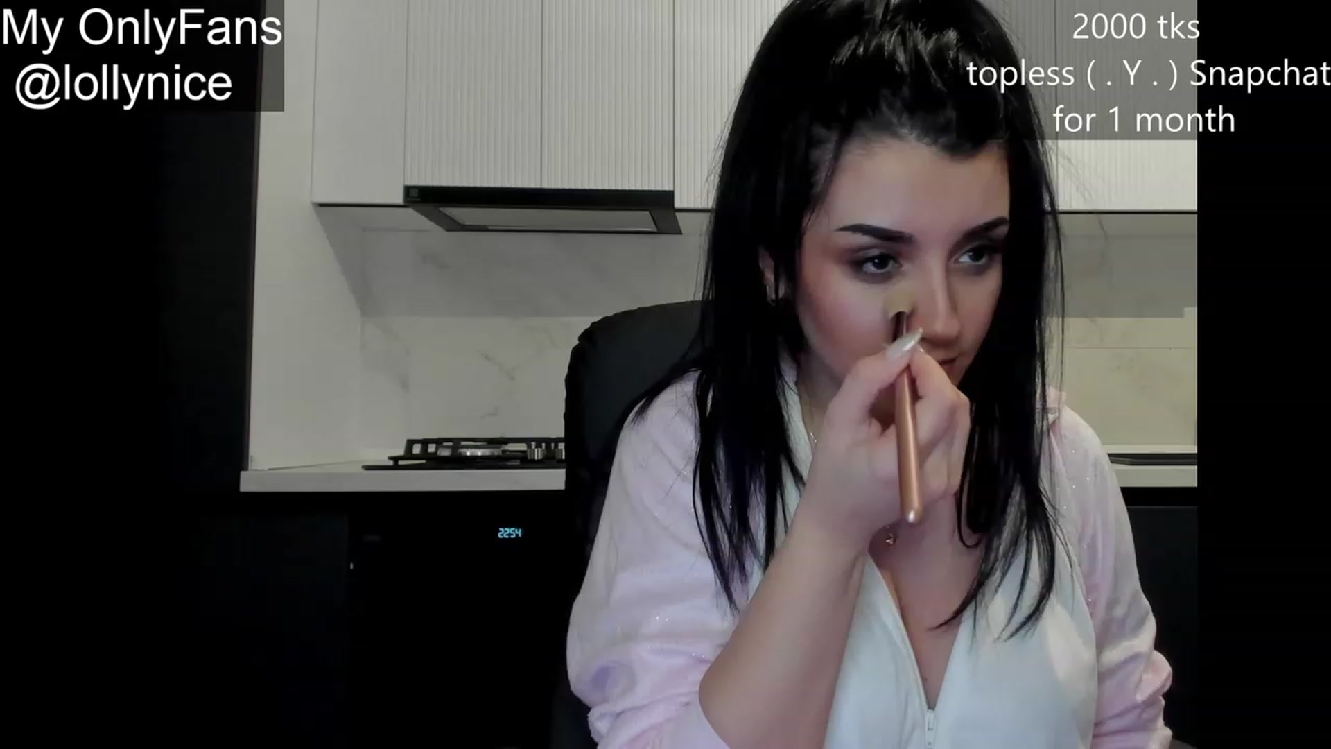 Gallery image thumbnail from sweet__girl__'s myfreecams stream on, 12/26/2023, 21:47 image 2 of 20