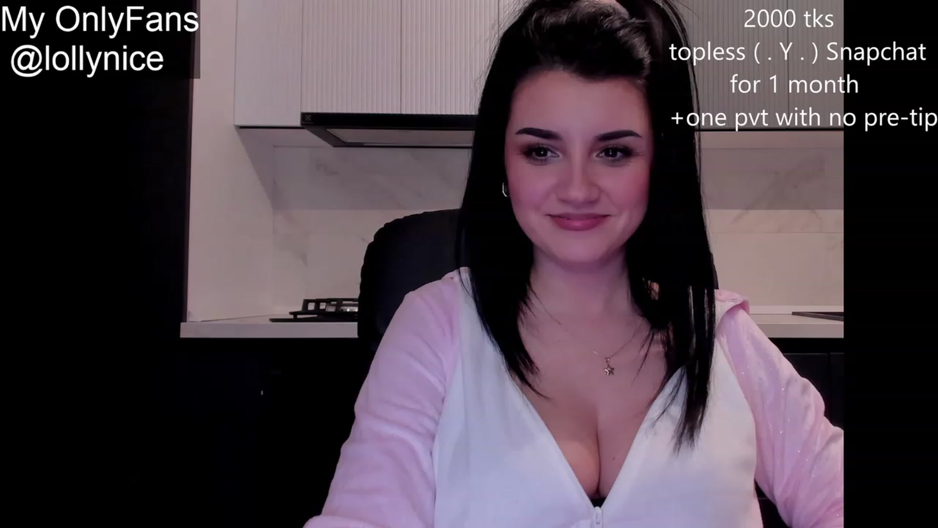 Gallery image thumbnail from sweet__girl__'s myfreecams stream on, 12/26/2023, 23:30 image 15 of 20