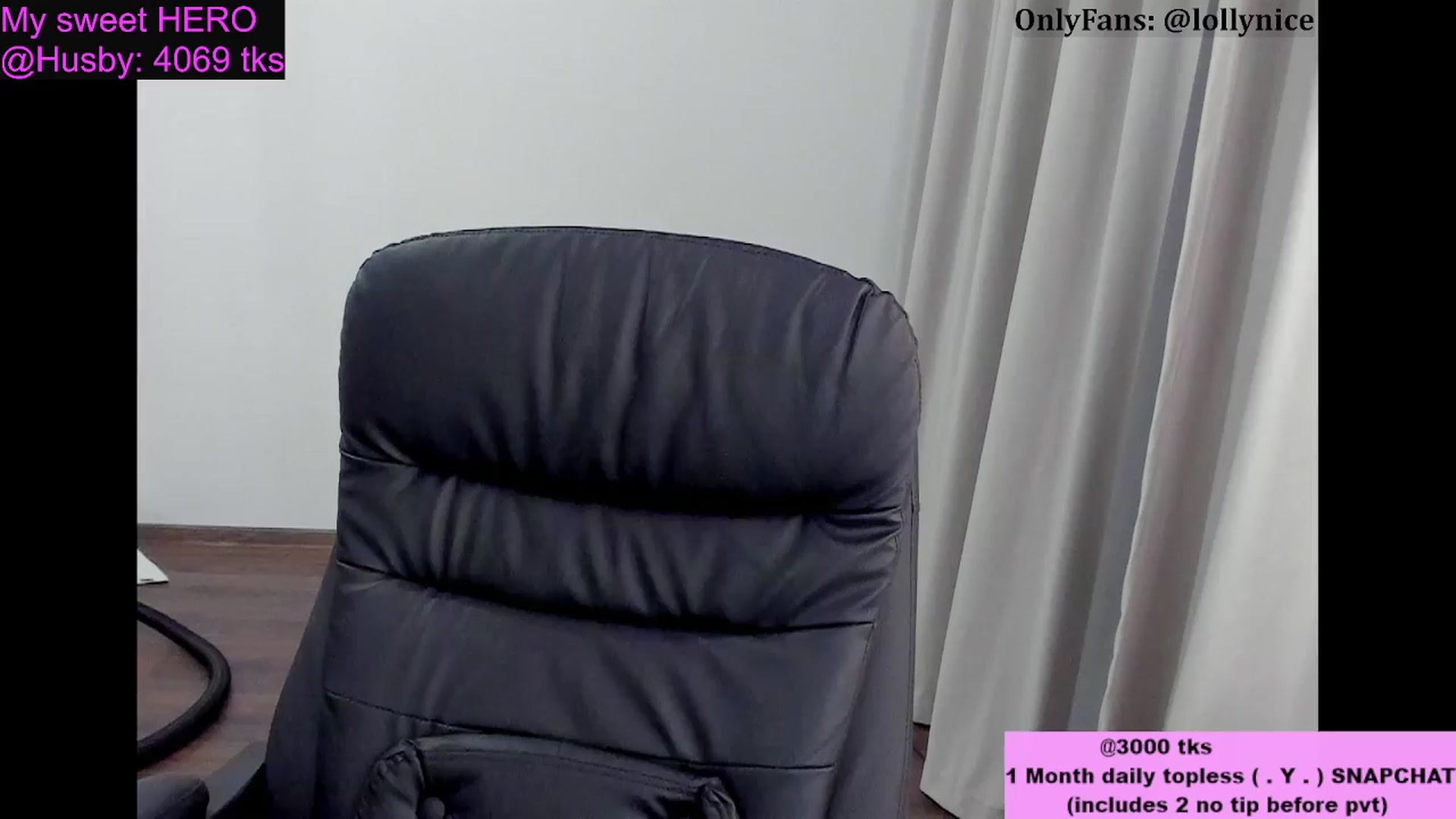 Gallery image thumbnail from sweet__girl__'s myfreecams stream on, 03/21/2024, 20:37 image 8 of 20