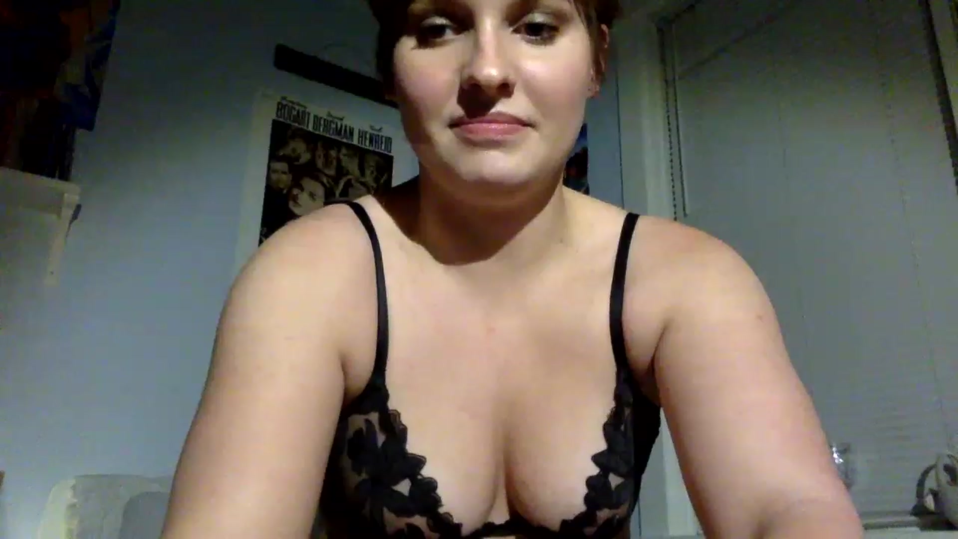 Gallery image thumbnail from sweet_charli1's myfreecams stream on, 01/16/2023, 04:14 image 3 of 20
