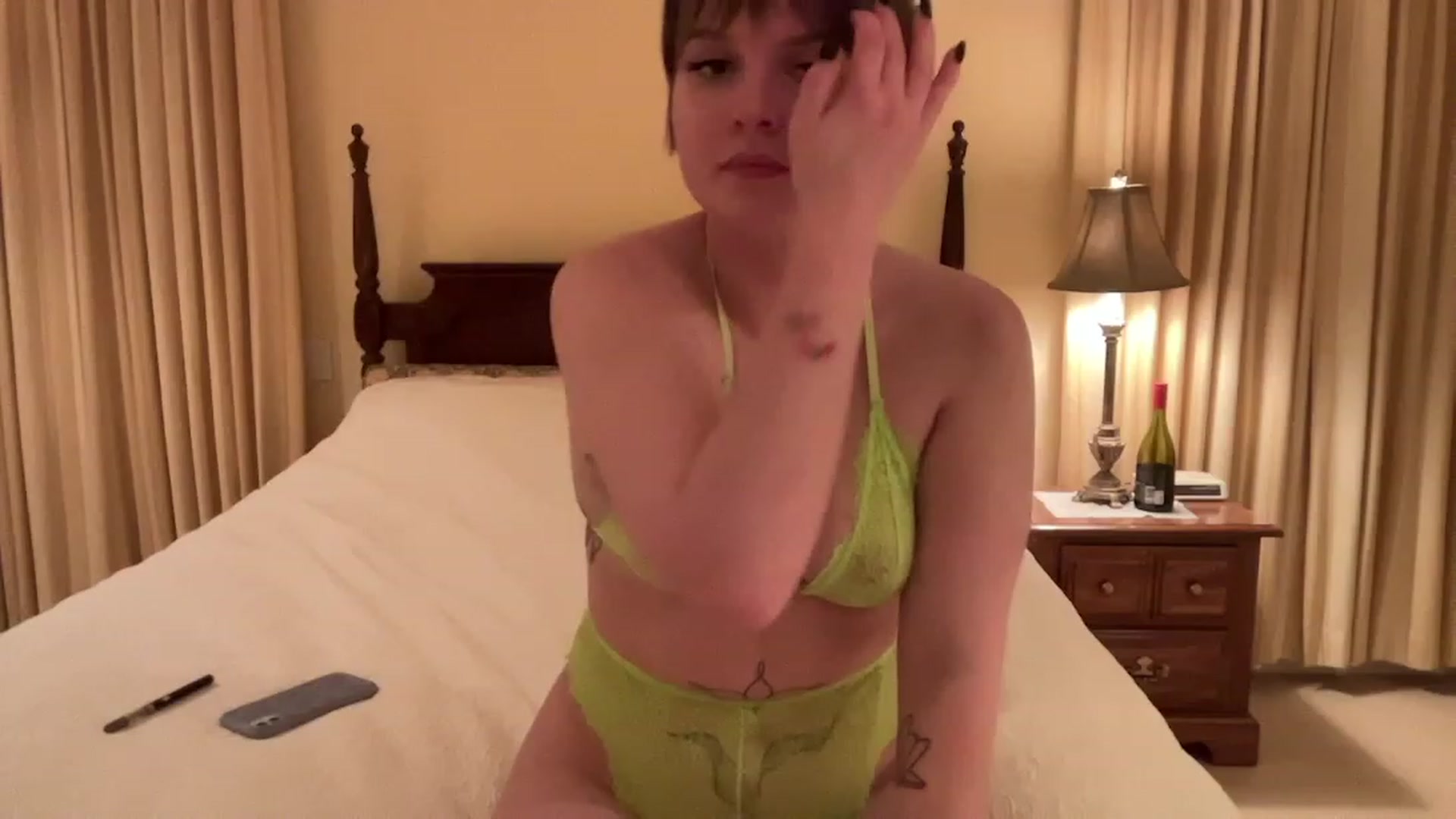 Gallery image thumbnail from sweet_charli1's myfreecams stream on, 03/27/2023, 01:56 image 20 of 20