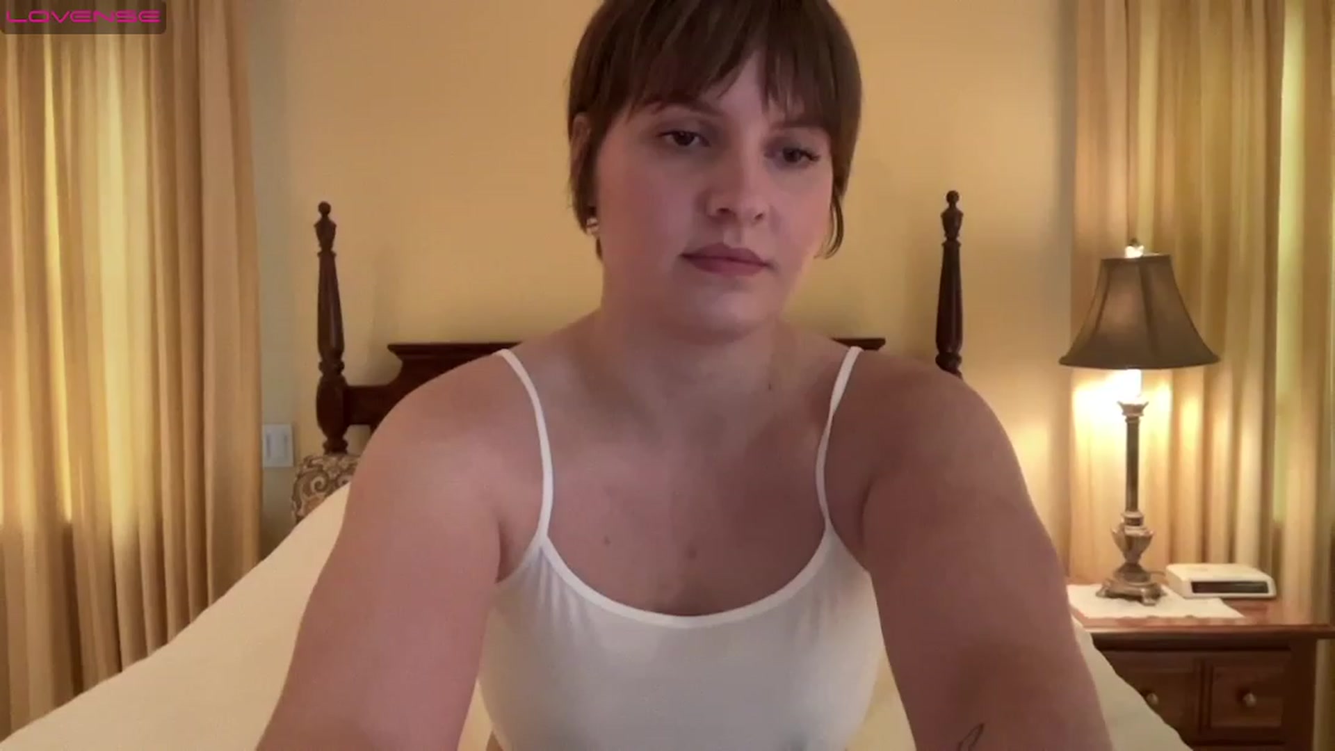 Gallery image thumbnail from sweet_charli1's myfreecams stream on, 05/01/2023, 15:27 image 14 of 20
