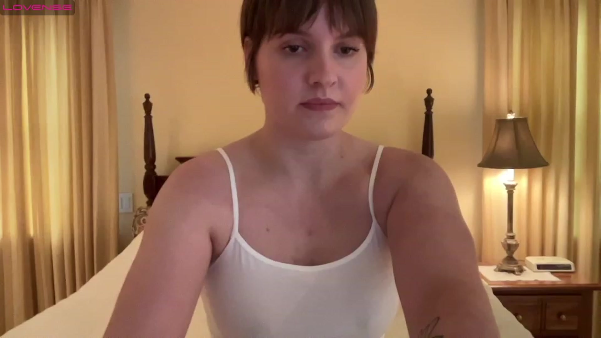 Gallery image thumbnail from sweet_charli1's myfreecams stream on, 05/01/2023, 15:27 image 12 of 20