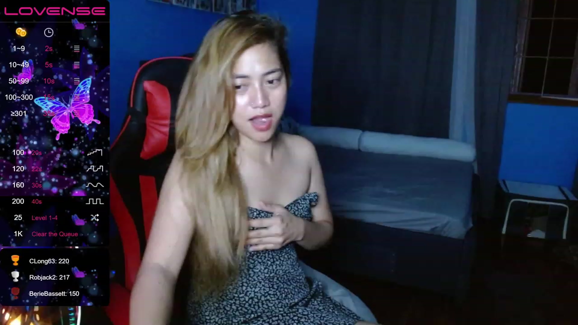 Gallery image thumbnail from sweet_jacque's myfreecams stream on, 05/25/2023, 12:59 image 13 of 20