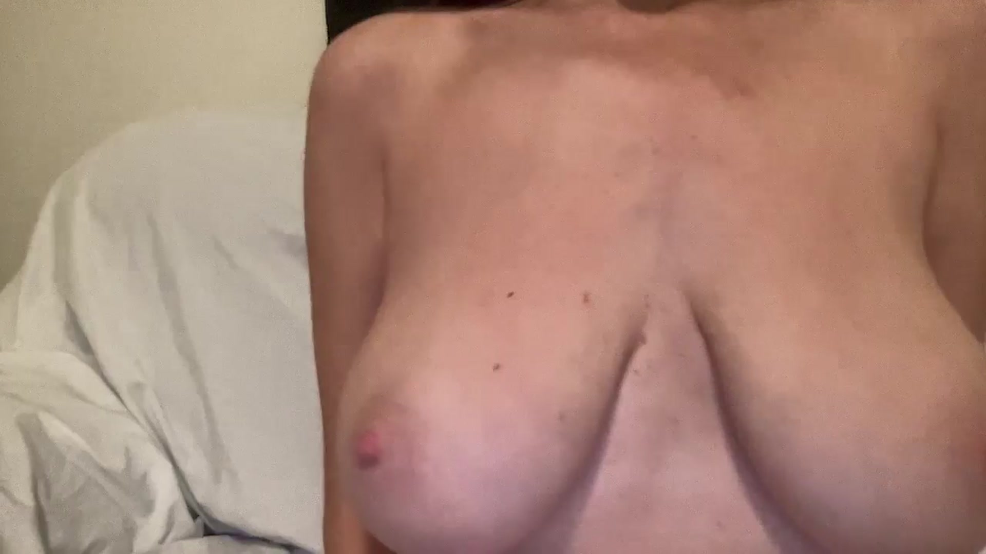 Gallery image thumbnail from sweet_nesss's myfreecams stream on, 07/08/2024, 05:43 image 9 of 20