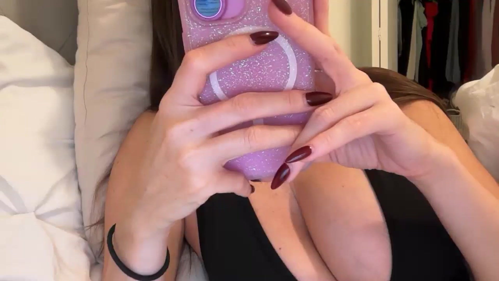 Gallery image thumbnail from sweet_nesss's myfreecams stream on, 12/22/2025, 06:03 image 18 of 20