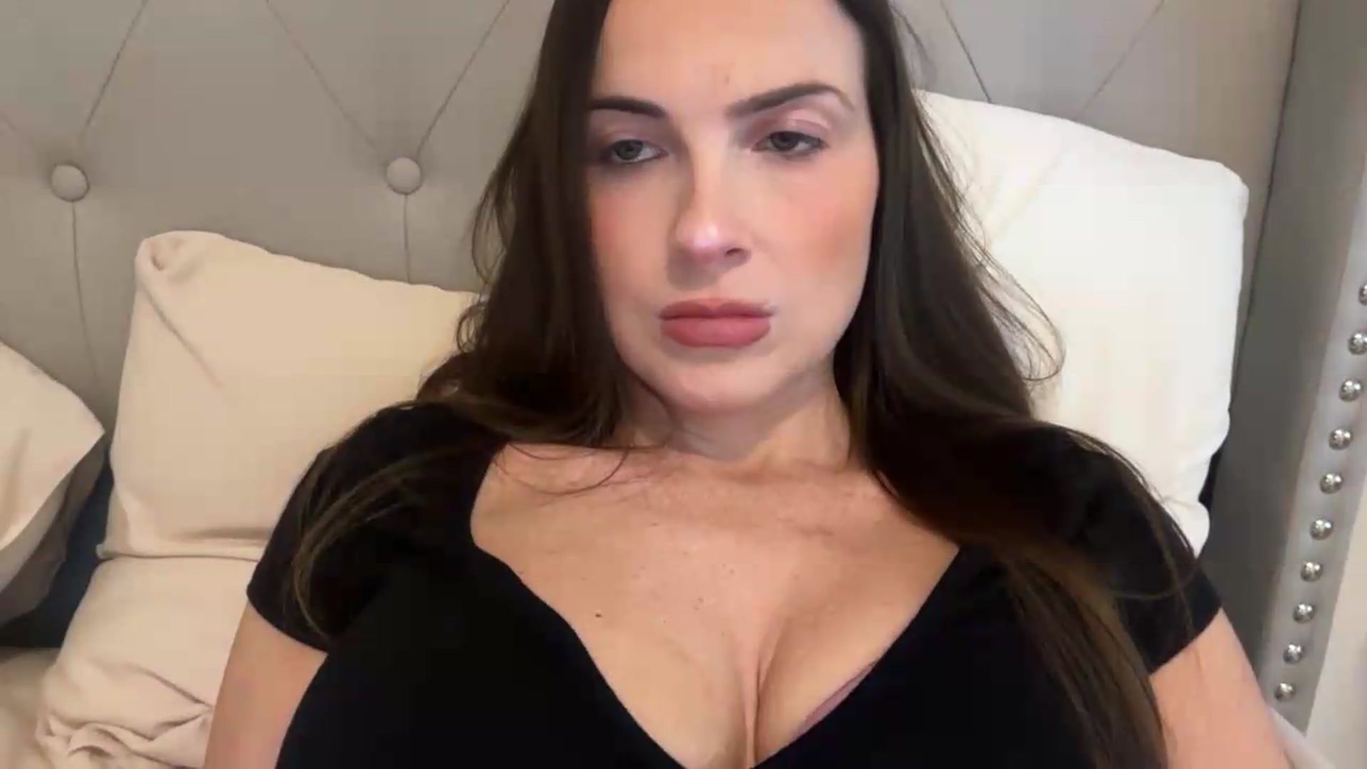 Gallery image thumbnail from sweet_nesss's myfreecams stream on, 07/28/2026, 03:13 image 20 of 20