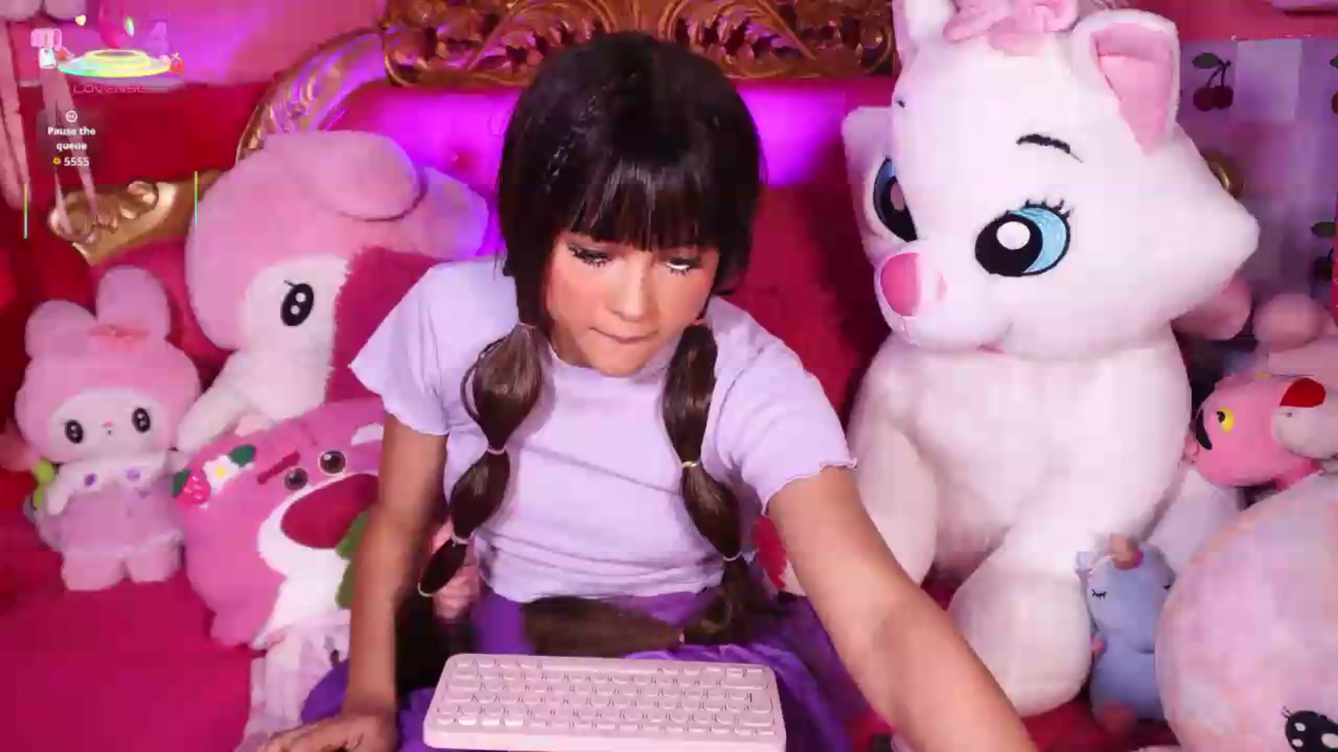Gallery image thumbnail from sweet_pigtails's myfreecams stream on, 08/16/2026, 23:42 image 11 of 20