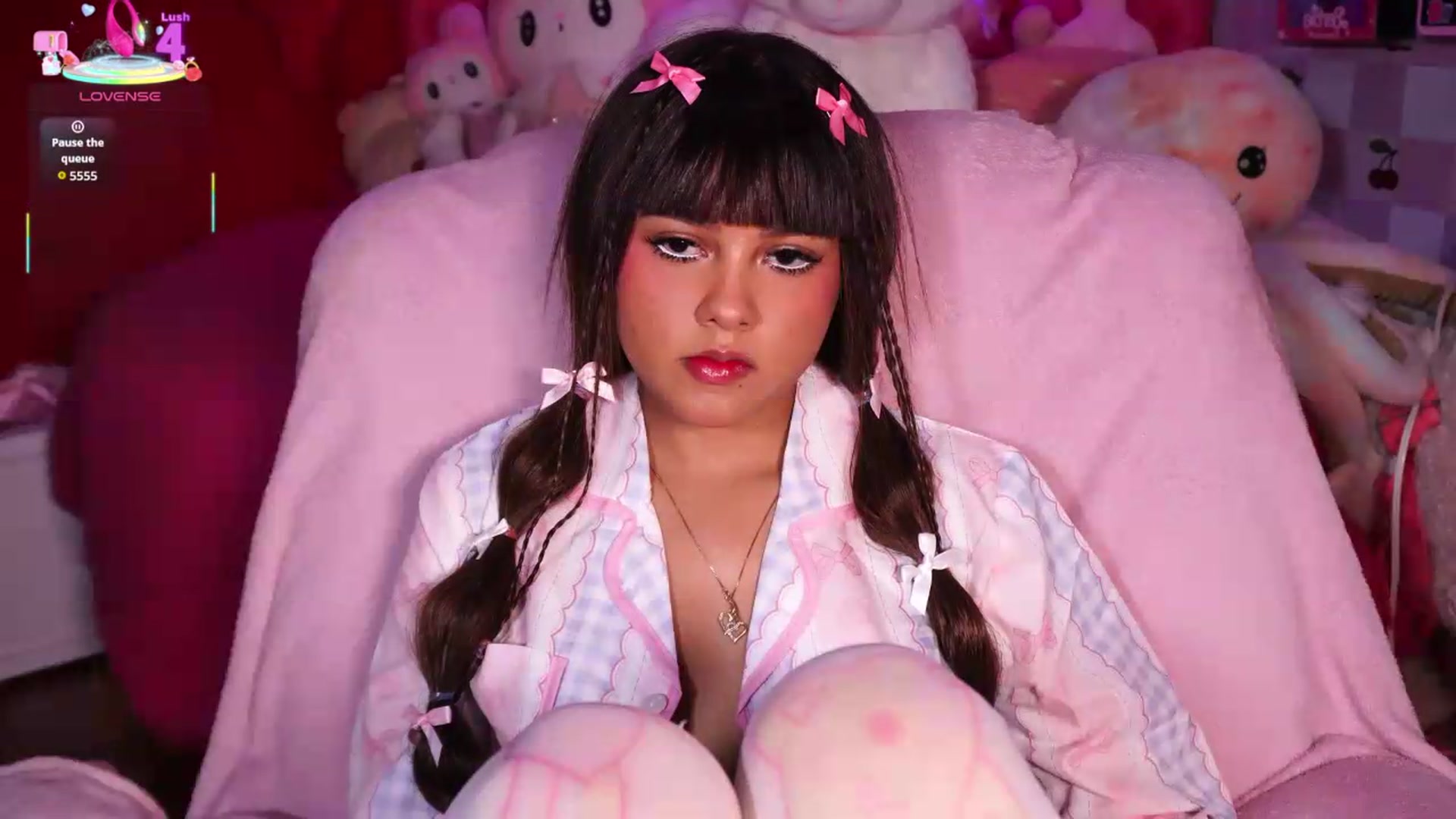 Gallery image thumbnail from sweet_pigtails's myfreecams stream on, 09/05/2026, 15:03 image 14 of 20