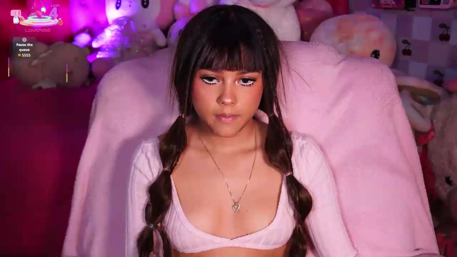 Gallery image thumbnail from sweet_pigtails's myfreecams stream on, 09/10/2026, 11:47 image 14 of 20