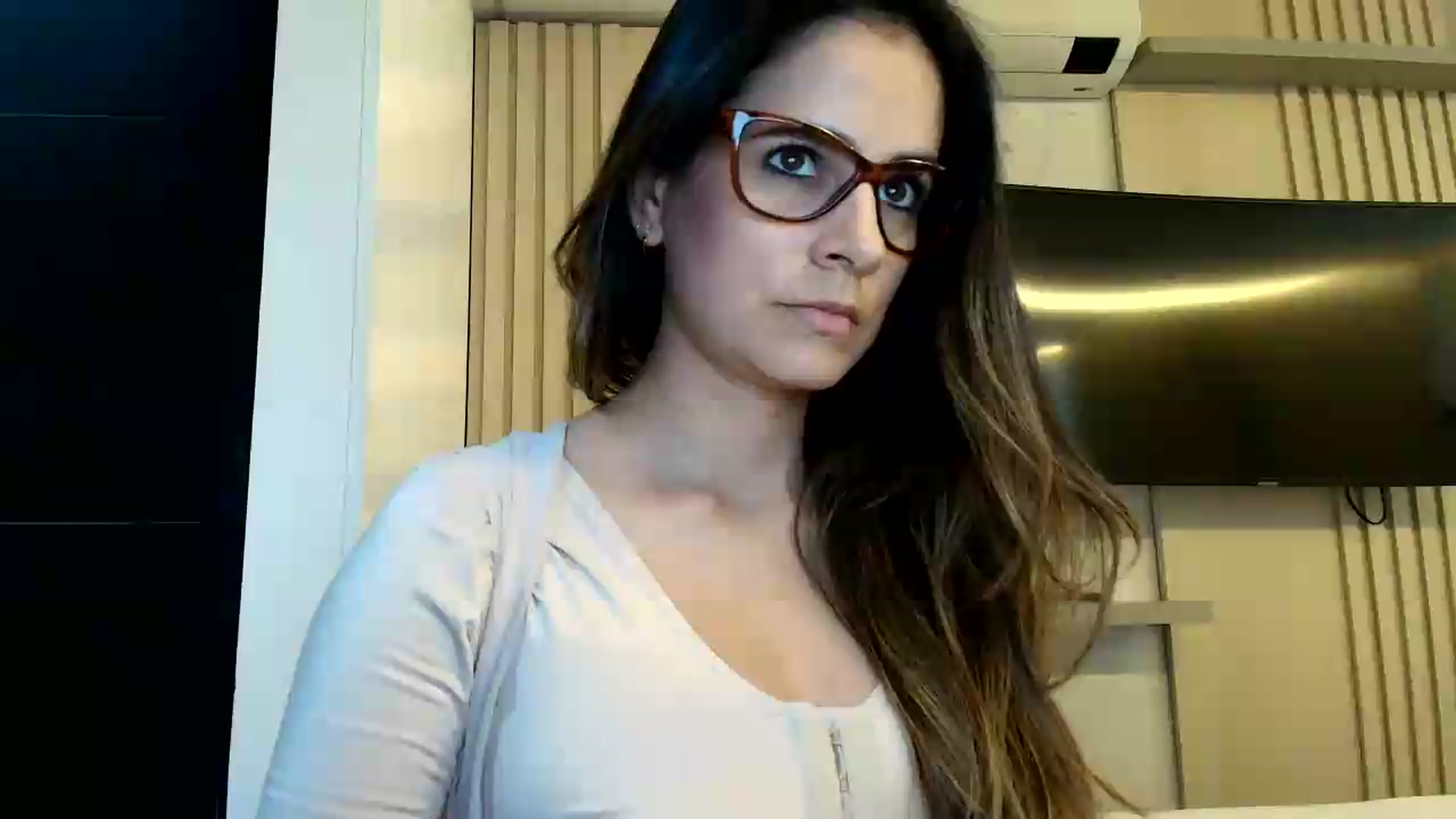 Gallery image thumbnail from sweetgirl1993's myfreecams stream on, 08/03/2026, 23:20 image 1 of 20