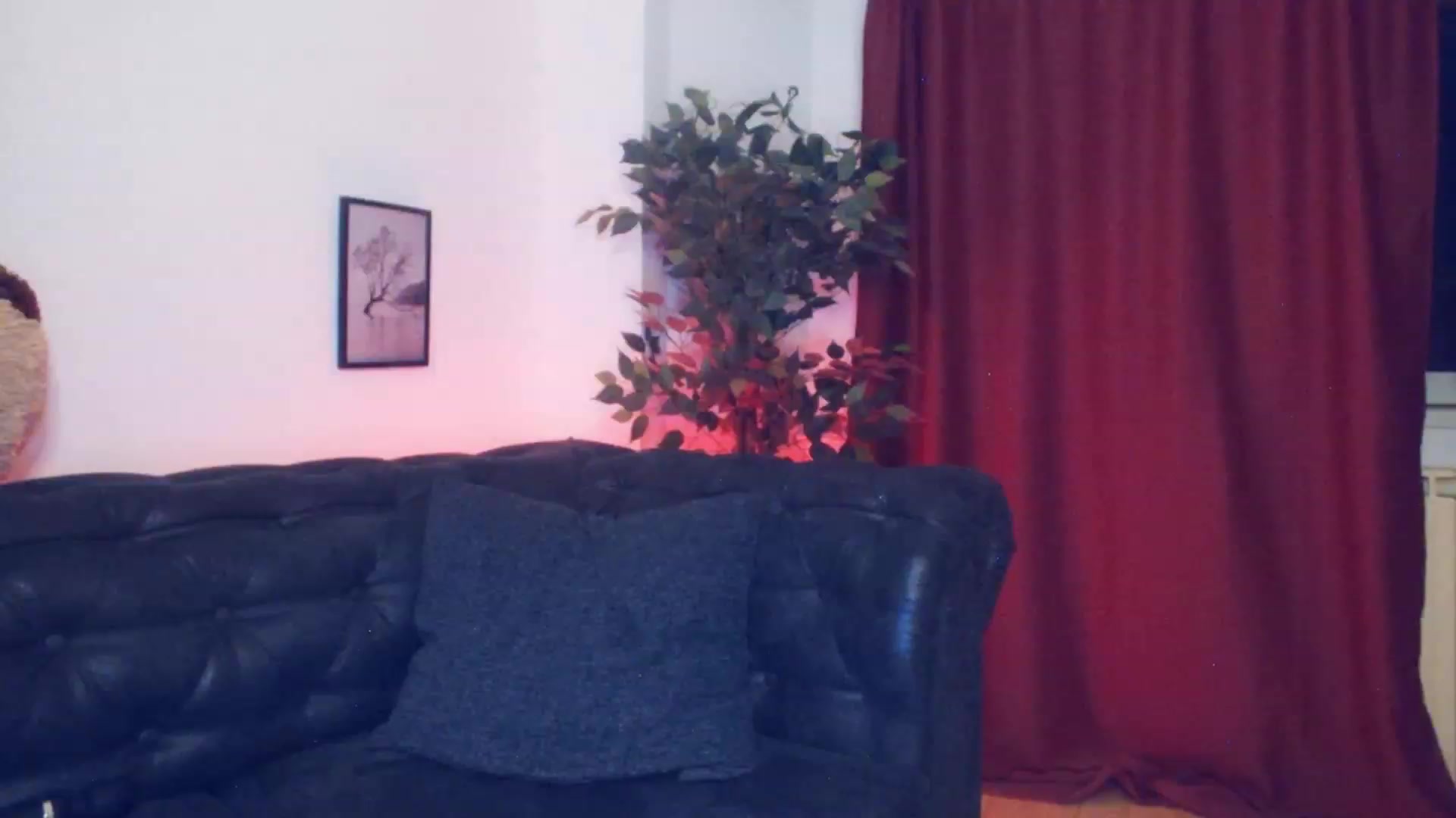 Gallery image thumbnail from sweetkins's myfreecams stream on, 01/03/2023, 04:21 image 10 of 20