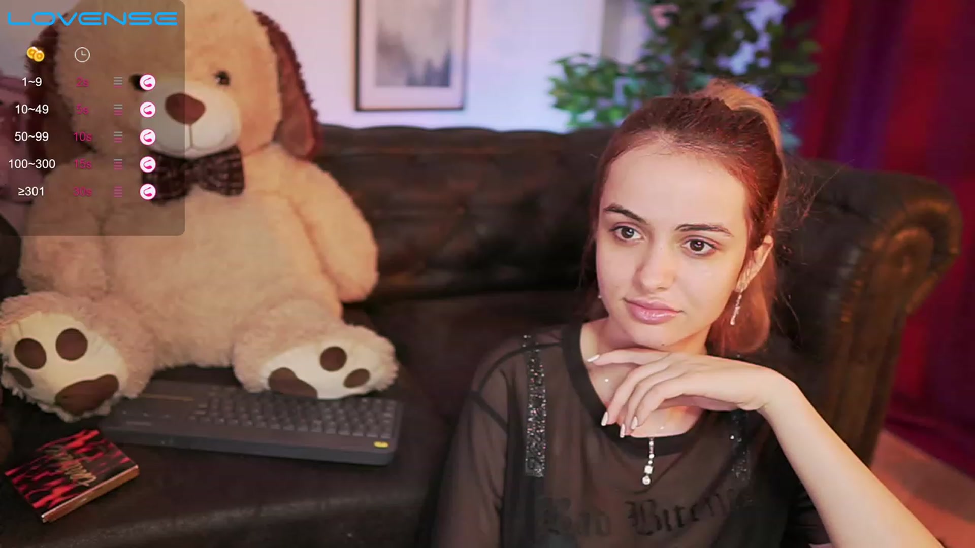 Gallery image thumbnail from sweetkins's myfreecams stream on, 01/30/2023, 24:01 image 17 of 20