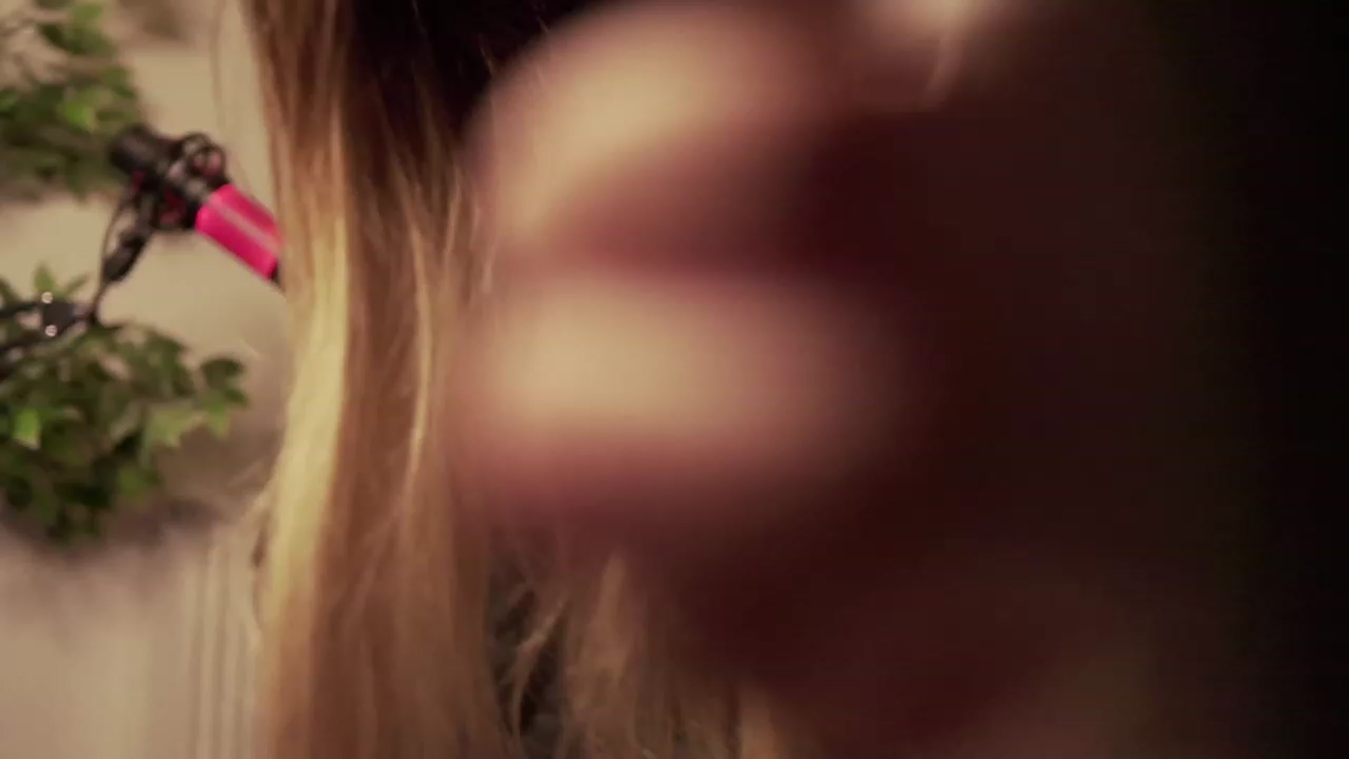 Gallery image thumbnail from sweetkins's myfreecams stream on, 06/12/2023, 22:11 image 7 of 20