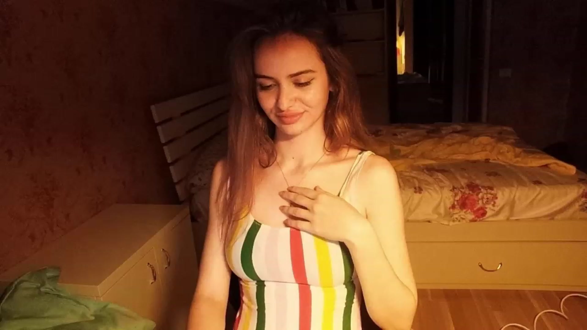 Gallery image thumbnail from sweetkins's myfreecams stream on, 07/21/2023, 02:35 image 6 of 20