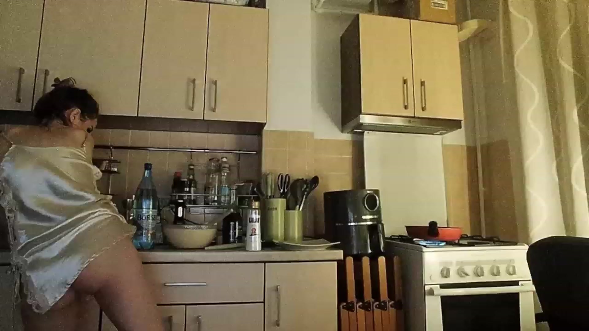 Gallery image thumbnail from sweetkins's myfreecams stream on, 11/23/2023, 24:11 image 15 of 20
