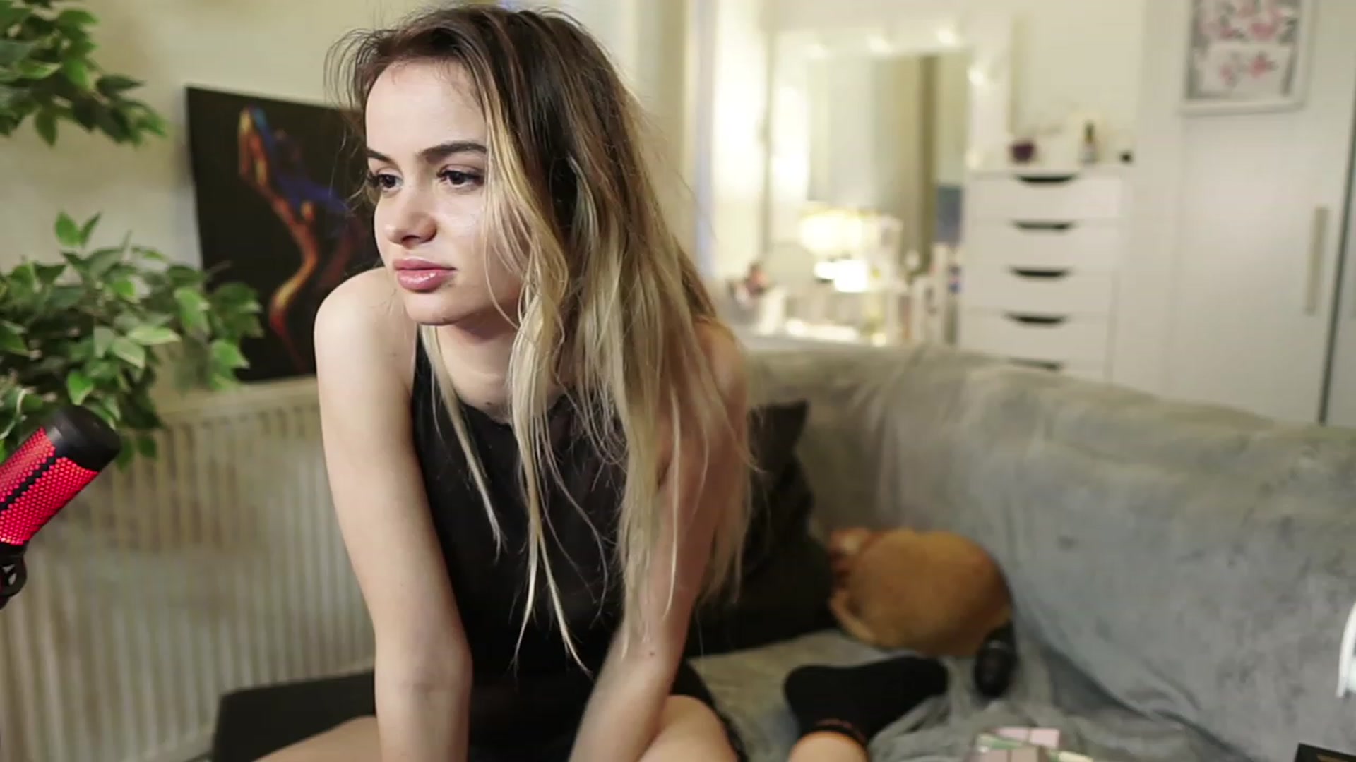 Gallery image thumbnail from sweetkins's myfreecams stream on, 01/11/2024, 12:17 image 20 of 20