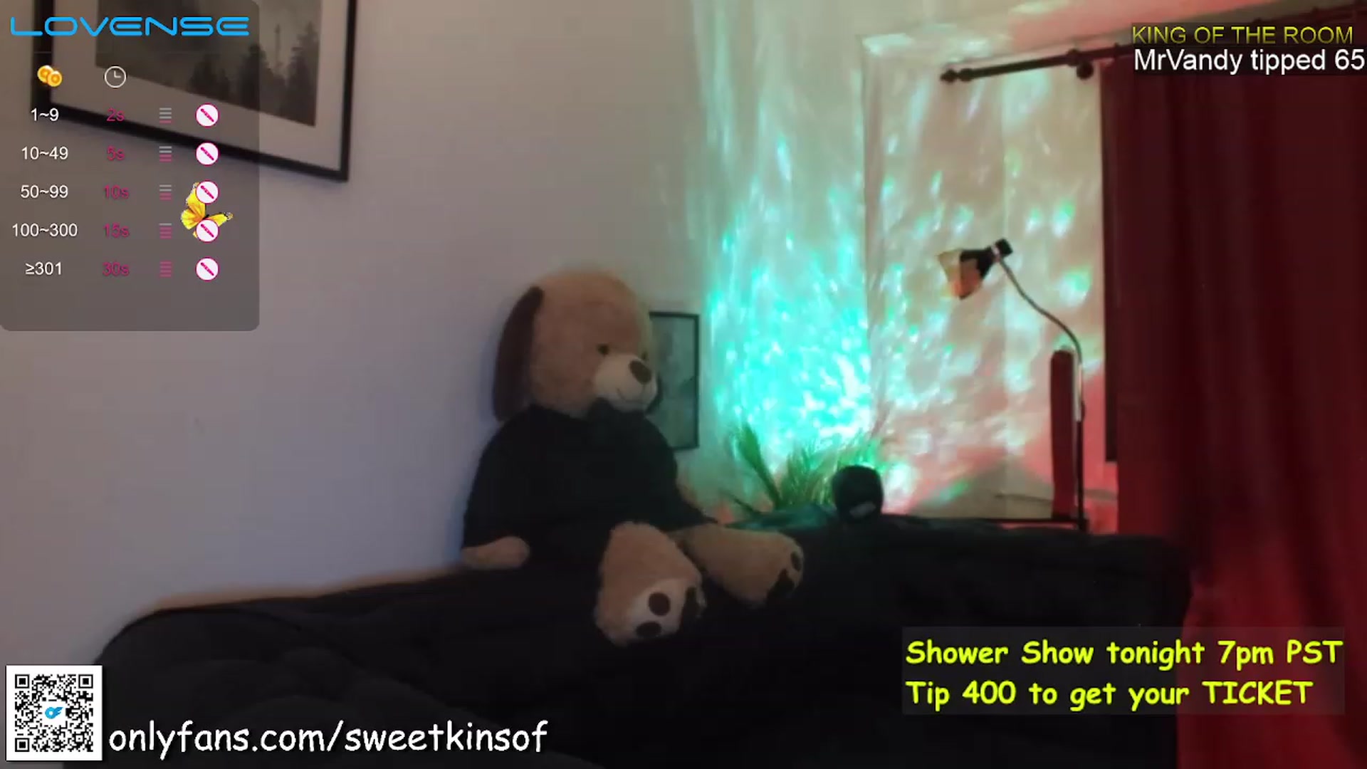 Gallery image thumbnail from sweetkinsmfc's myfreecams stream on, 11/17/2022, 03:04 image 5 of 20
