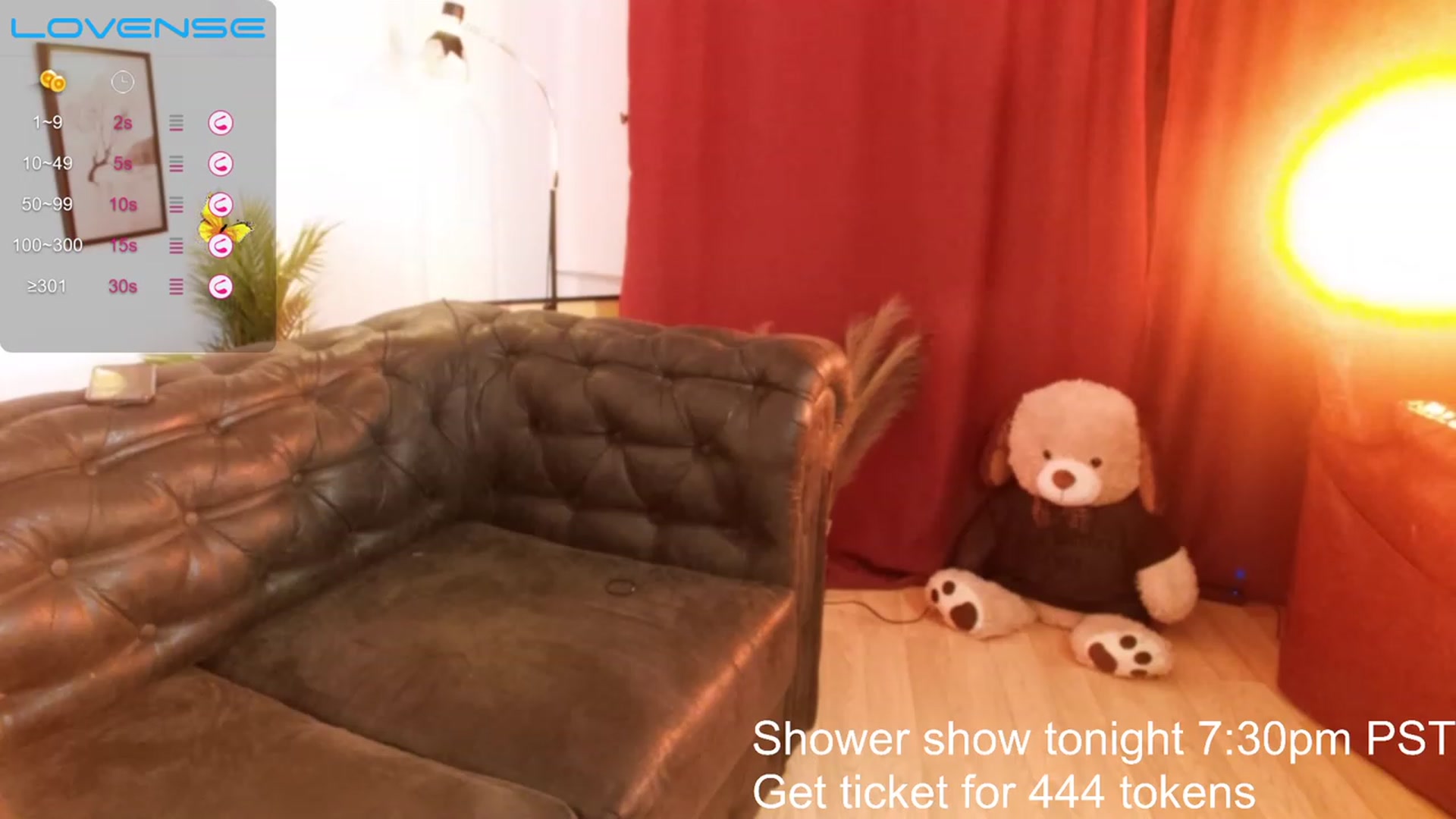 Gallery image thumbnail from sweetkinsmfc's myfreecams stream on, 11/26/2022, 04:53 image 17 of 20