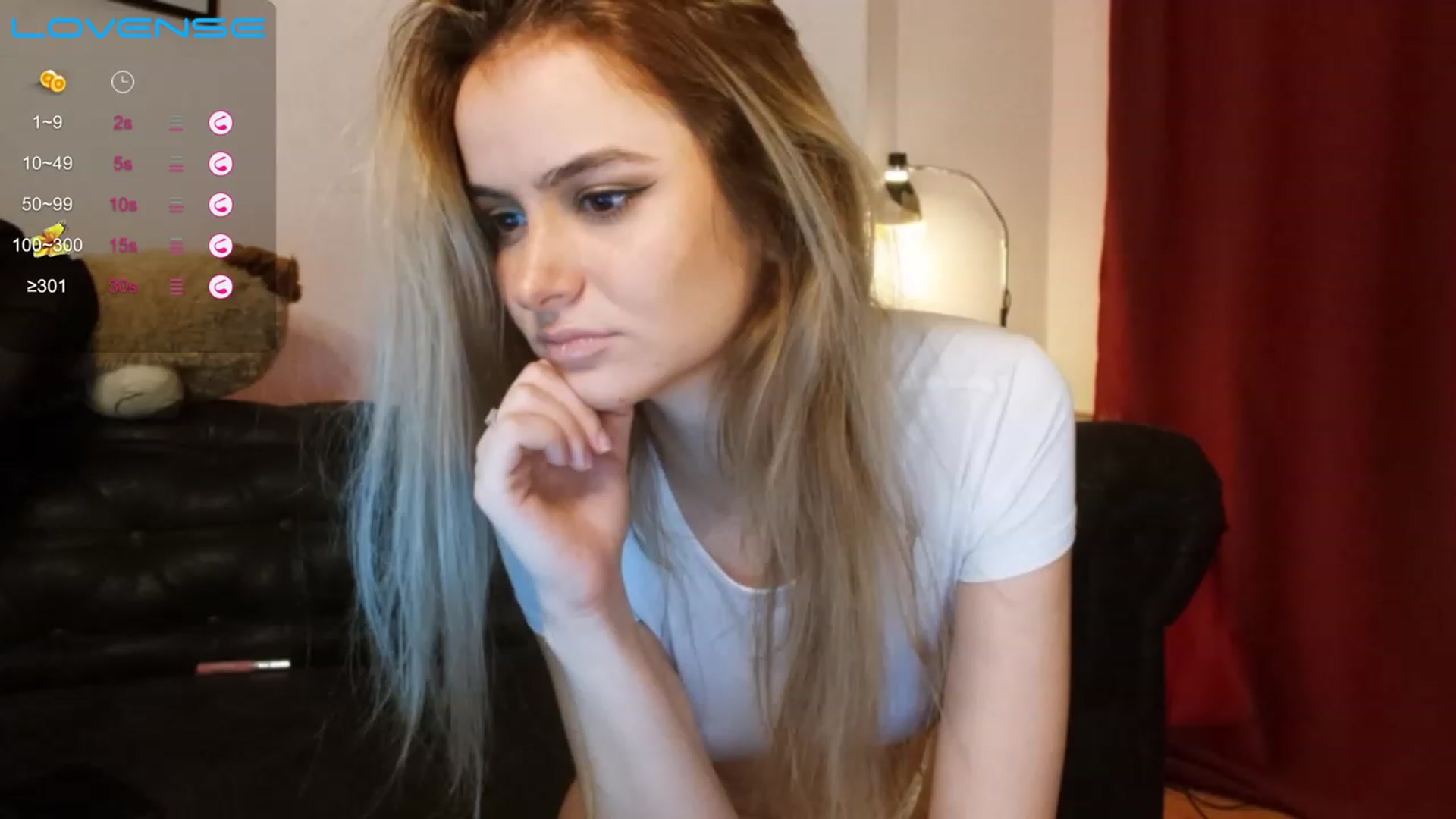 Gallery image thumbnail from sweetkinsmfc's myfreecams stream on, 11/29/2022, 24:00 image 2 of 20