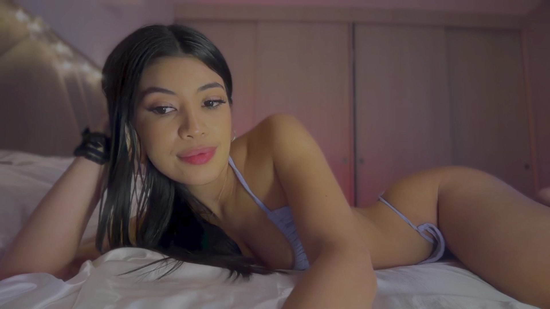 Gallery image thumbnail from sweetmoon1's myfreecams stream on, 03/13/2026, 03:54 image 1 of 20
