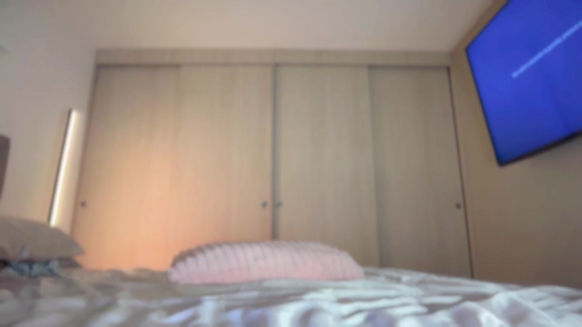Gallery image thumbnail from sweetmoon1's myfreecams stream on, 08/19/2026, 02:39 image 18 of 20