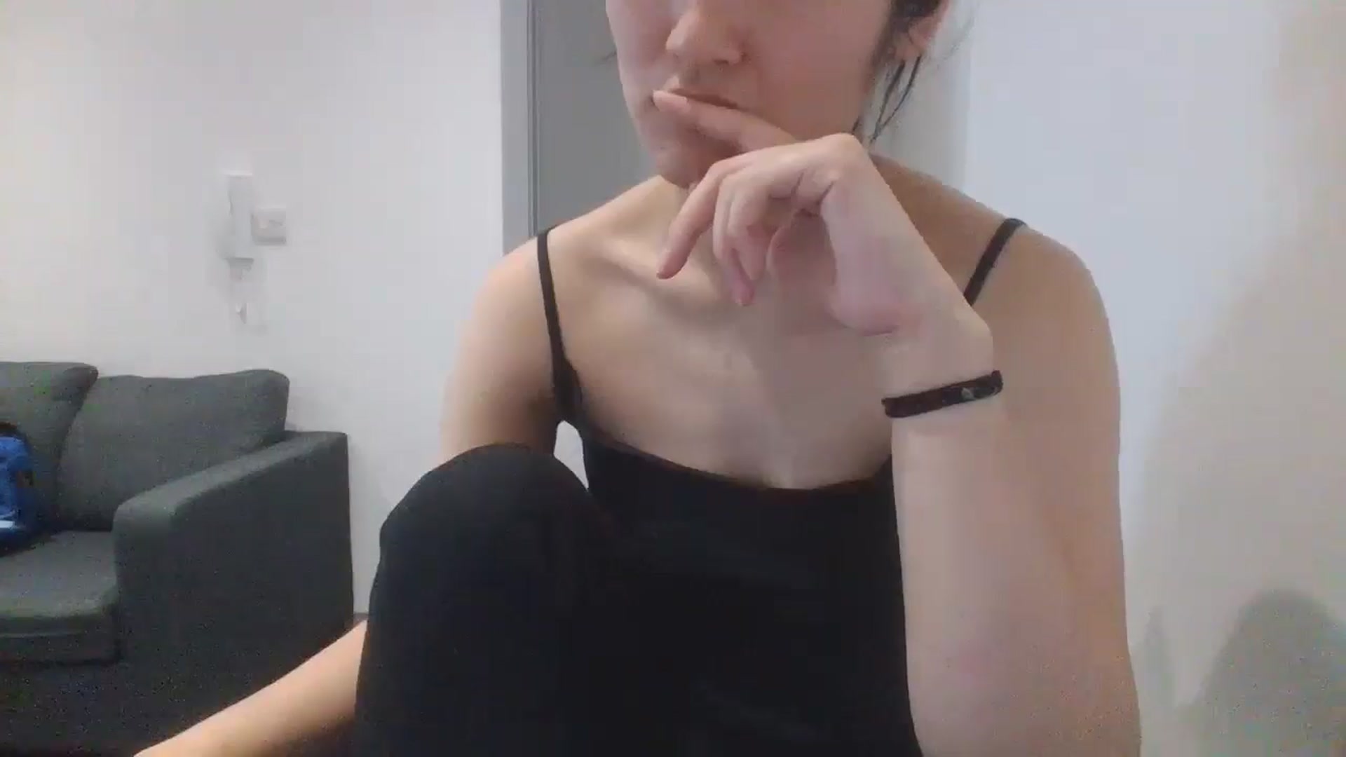 Gallery image thumbnail from sweetnomi22's myfreecams stream on, 08/02/2024, 17:17 image 18 of 20