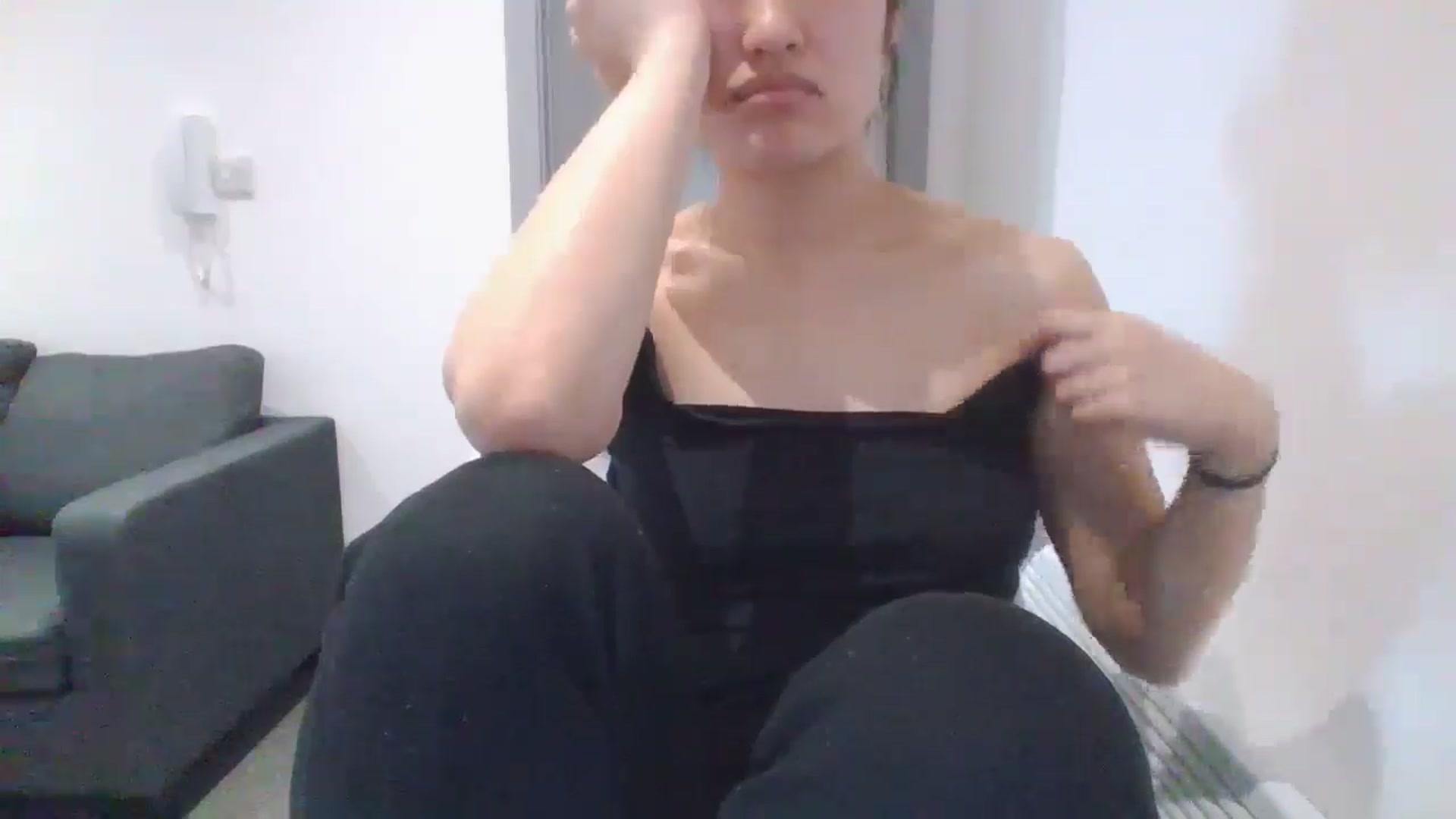 Gallery image thumbnail from sweetnomi22's myfreecams stream on, 08/02/2024, 17:49 image 11 of 20