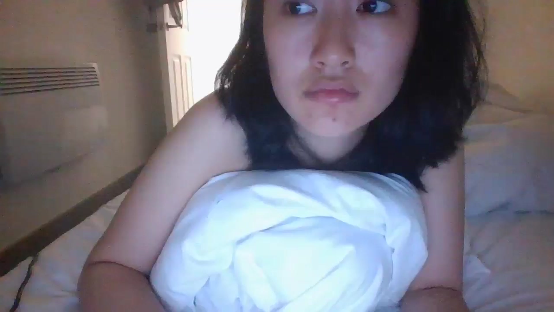 Gallery image thumbnail from sweetnomi22's myfreecams stream on, 08/04/2024, 03:01 image 13 of 20