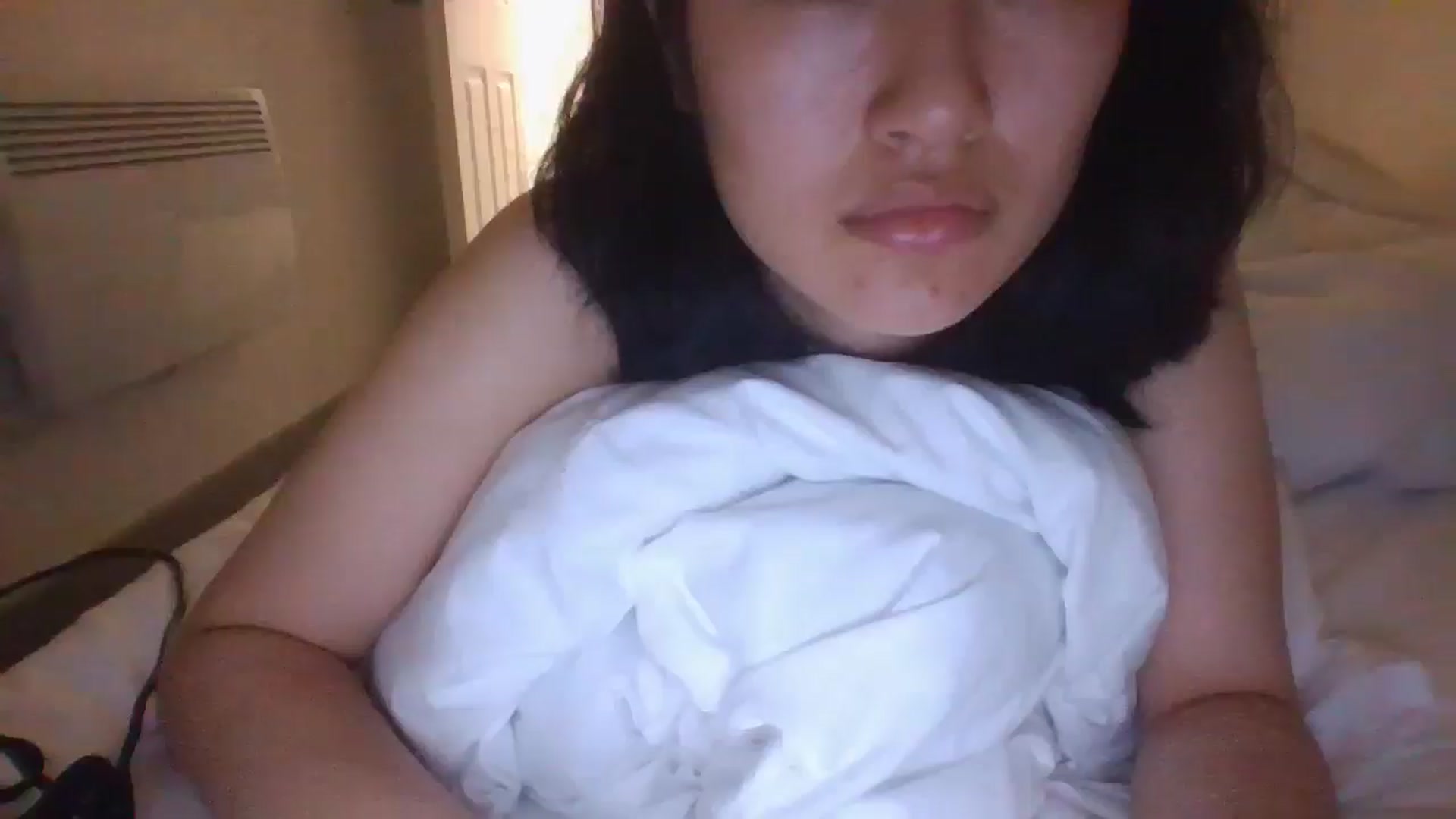 Gallery image thumbnail from sweetnomi22's myfreecams stream on, 08/04/2024, 03:01 image 8 of 20