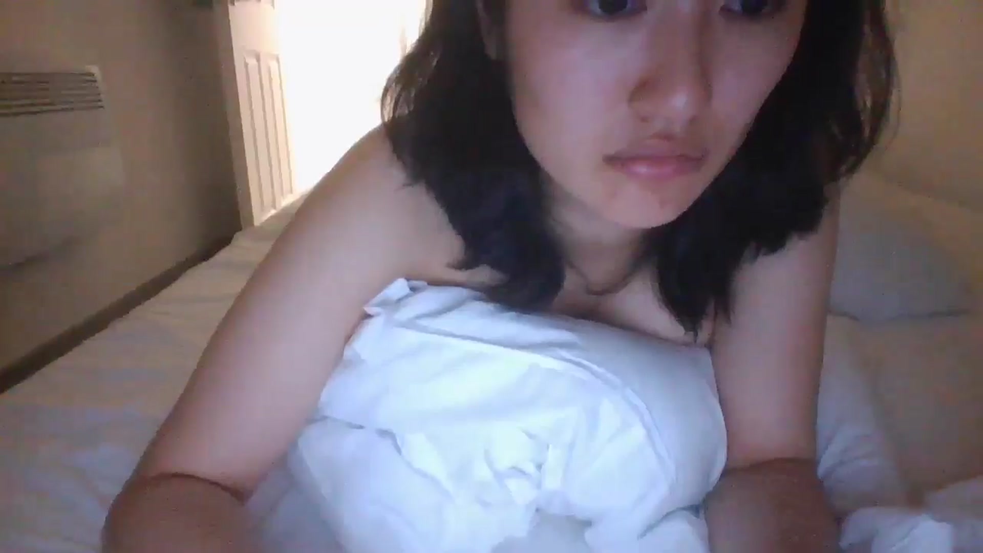 Gallery image thumbnail from sweetnomi22's myfreecams stream on, 08/04/2024, 03:17 image 17 of 20