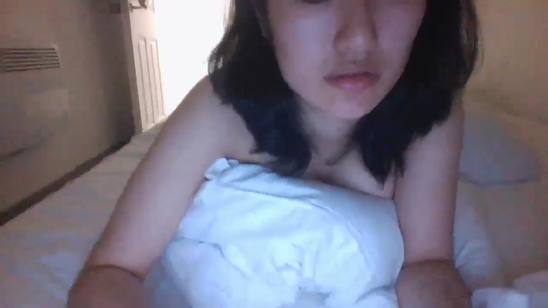Gallery image thumbnail from sweetnomi22's myfreecams stream on, 08/04/2024, 03:17 image 12 of 20