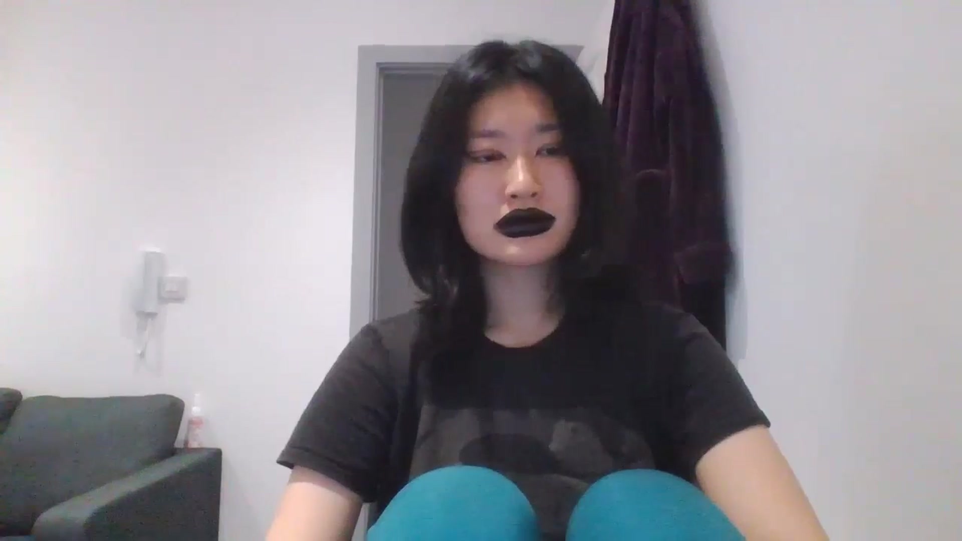 Gallery image thumbnail from sweetnomi22's myfreecams stream on, 09/03/2024, 16:31 image 6 of 20