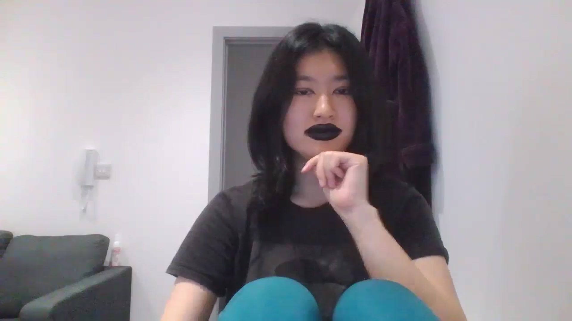 Gallery image thumbnail from sweetnomi22's myfreecams stream on, 09/03/2024, 16:31 image 9 of 20