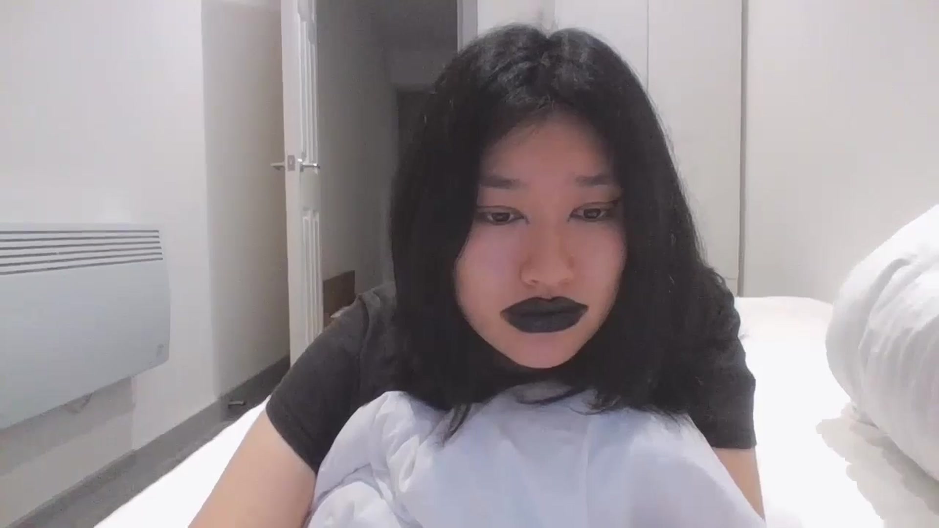 Gallery image thumbnail from sweetnomi22's myfreecams stream on, 09/03/2024, 17:18 image 7 of 20