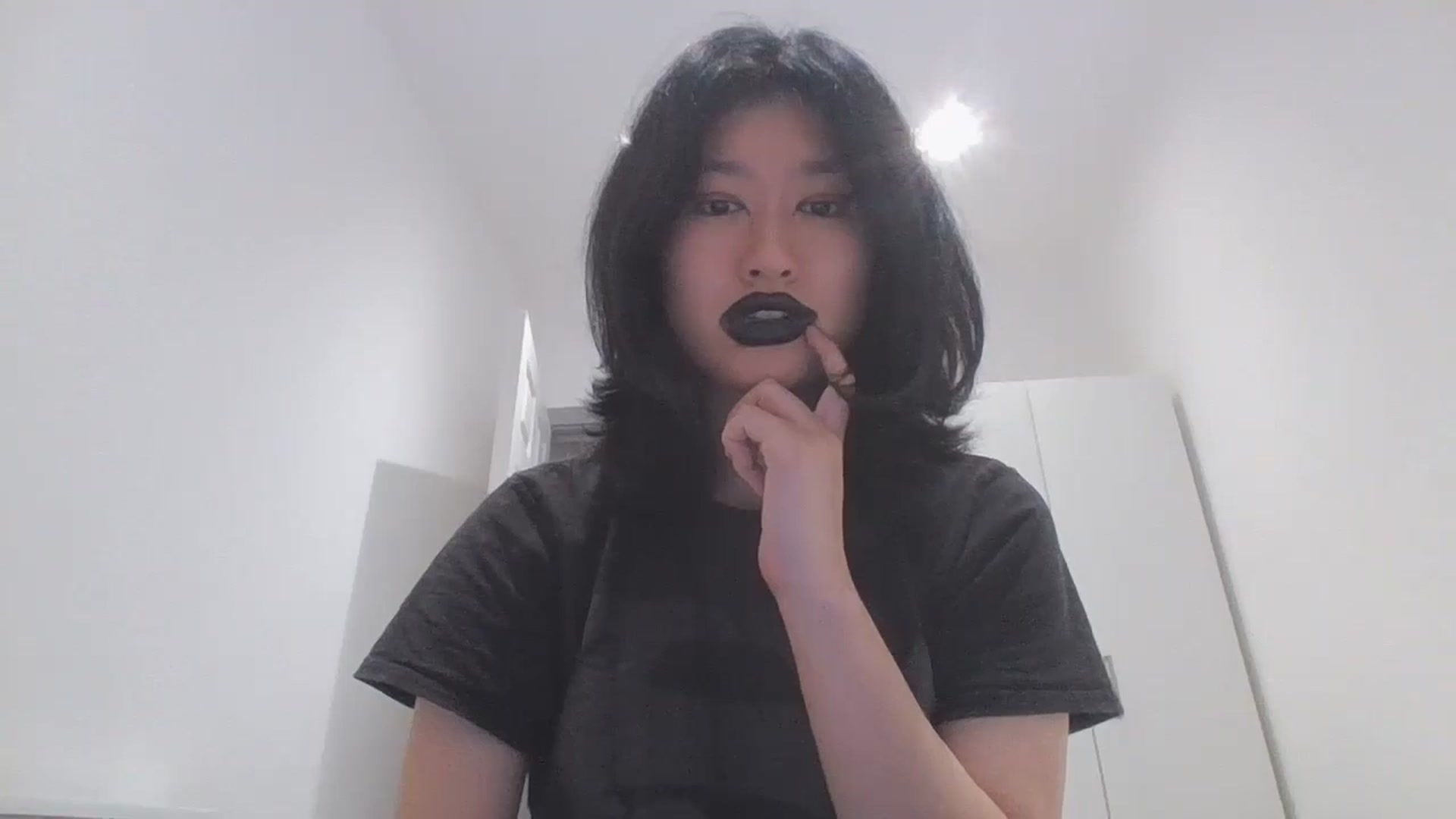 Gallery image thumbnail from sweetnomi22's myfreecams stream on, 09/03/2024, 17:18 image 9 of 20