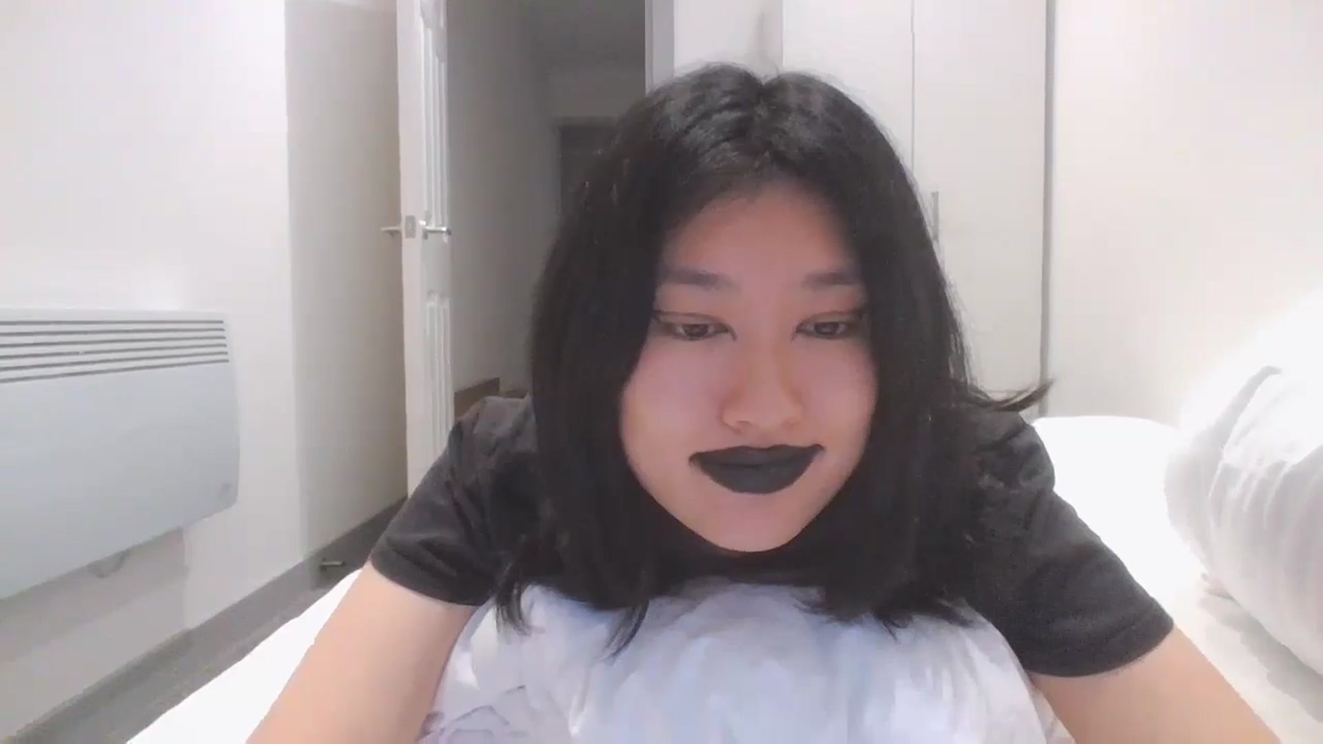 Gallery image thumbnail from sweetnomi22's myfreecams stream on, 09/03/2024, 17:18 image 2 of 20