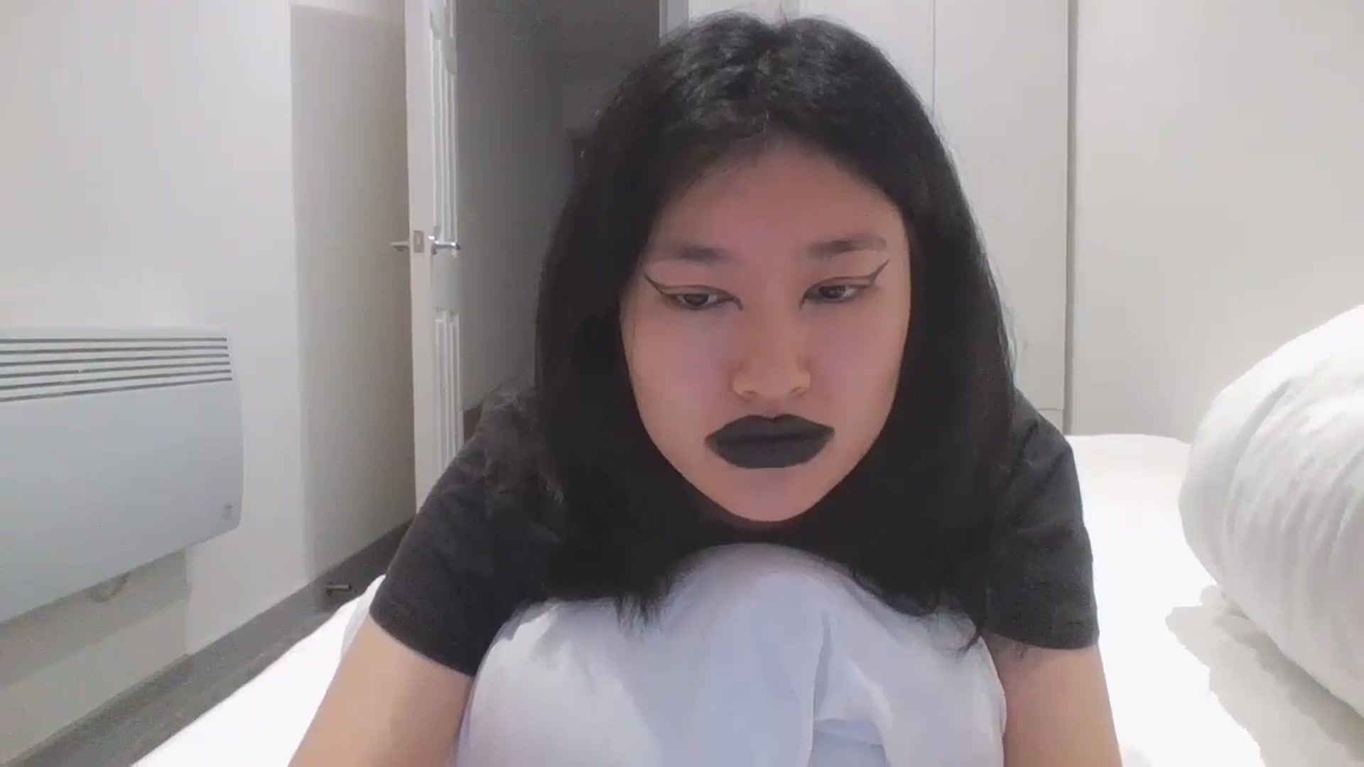 Gallery image thumbnail from sweetnomi22's myfreecams stream on, 09/03/2024, 17:18 image 18 of 20