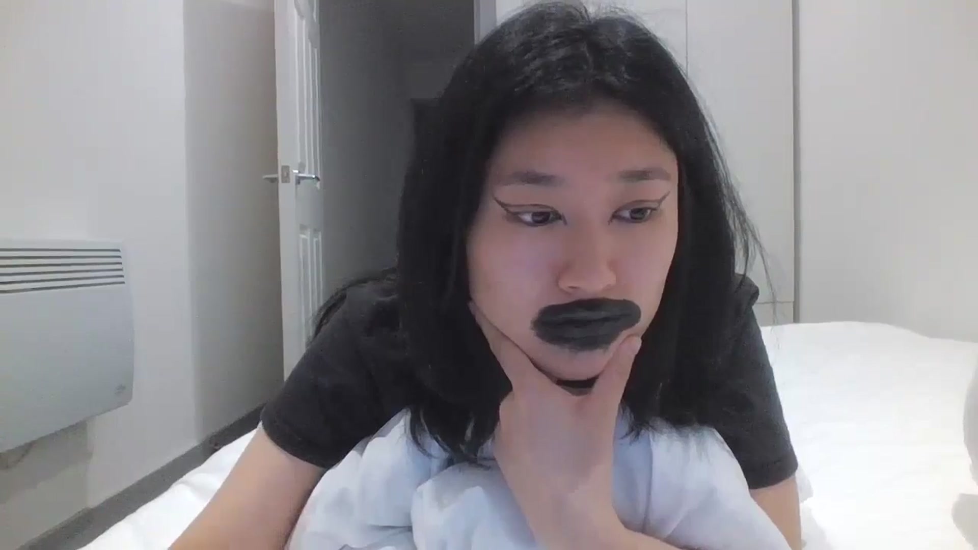 Gallery image thumbnail from sweetnomi22's myfreecams stream on, 09/03/2024, 18:04 image 15 of 20