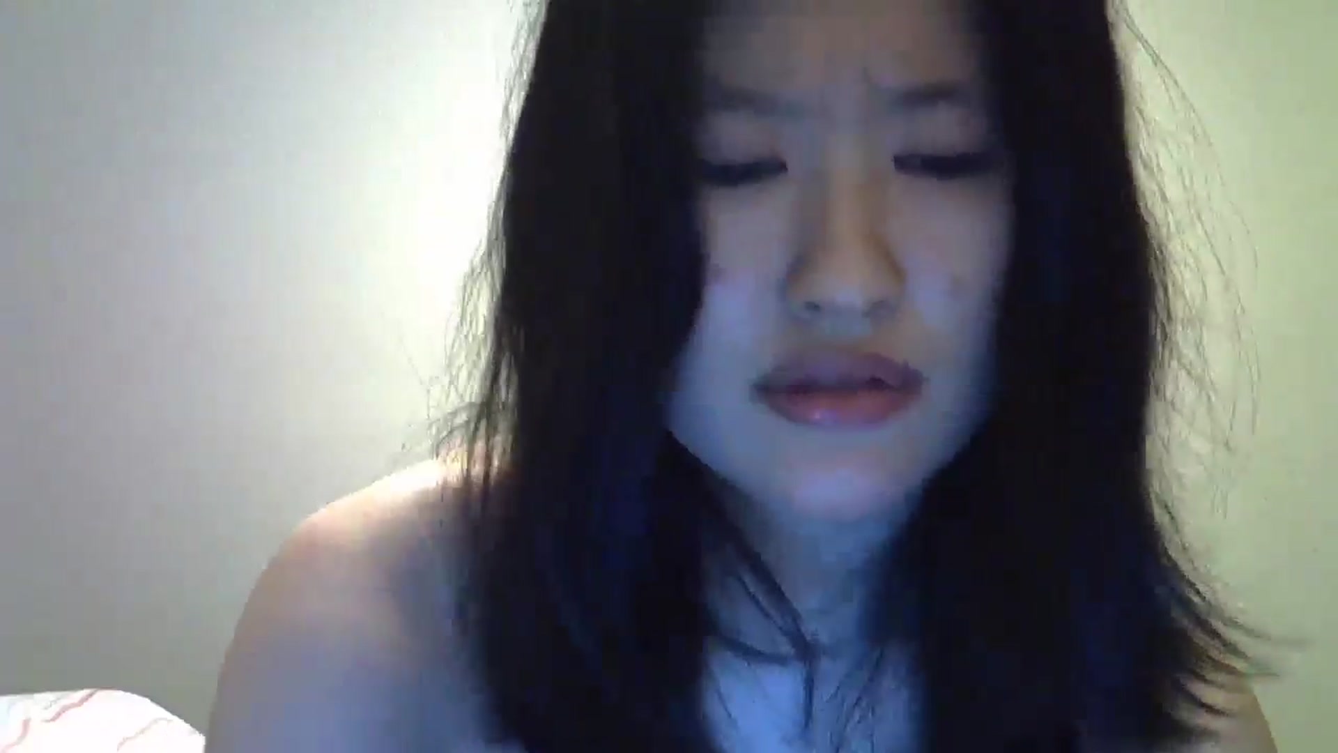 Gallery image thumbnail from sweetnomi22's myfreecams stream on, 12/15/2024, 01:07 image 16 of 20