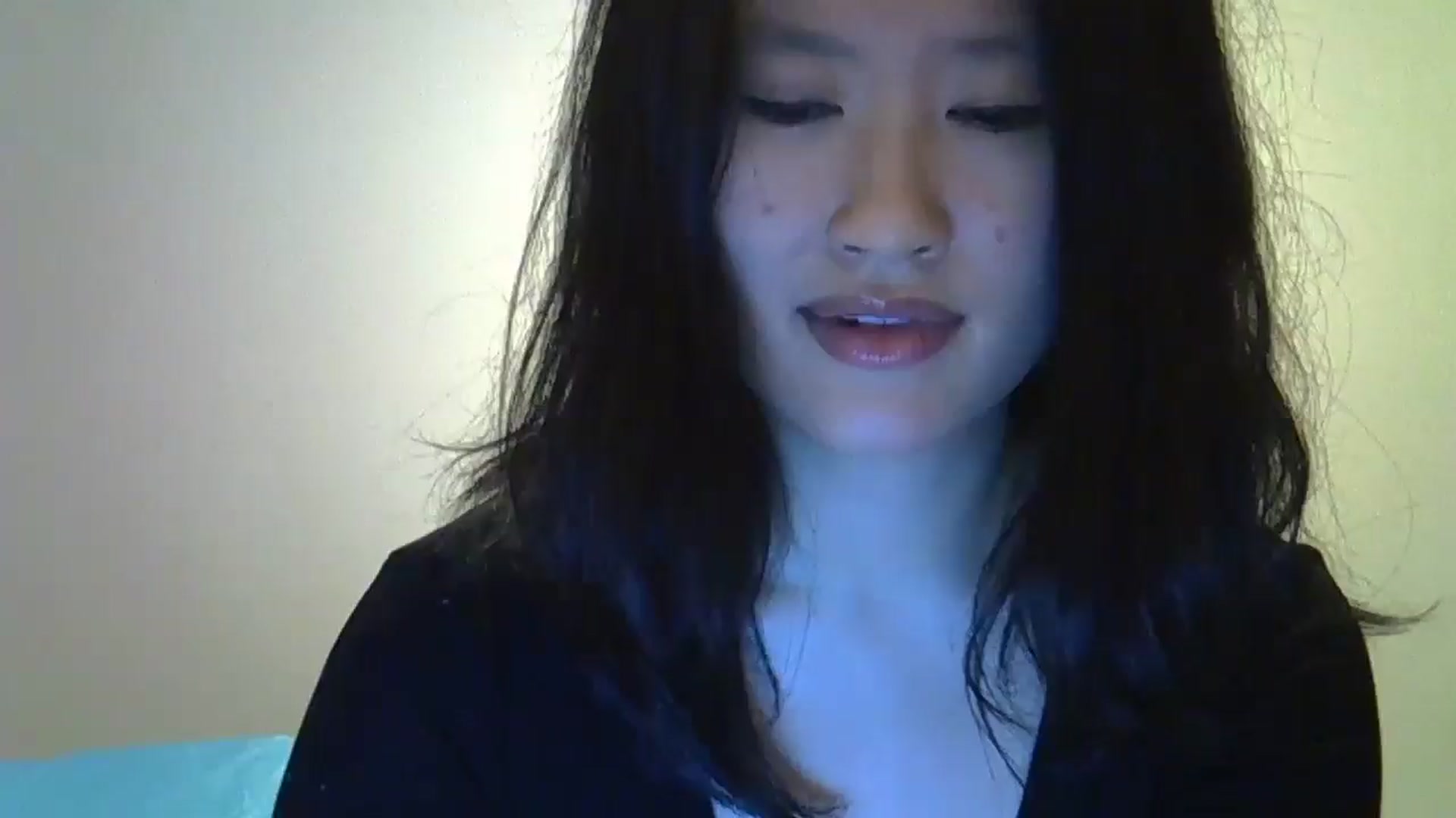 Gallery image thumbnail from sweetnomi22's myfreecams stream on, 12/25/2024, 22:41 image 10 of 20