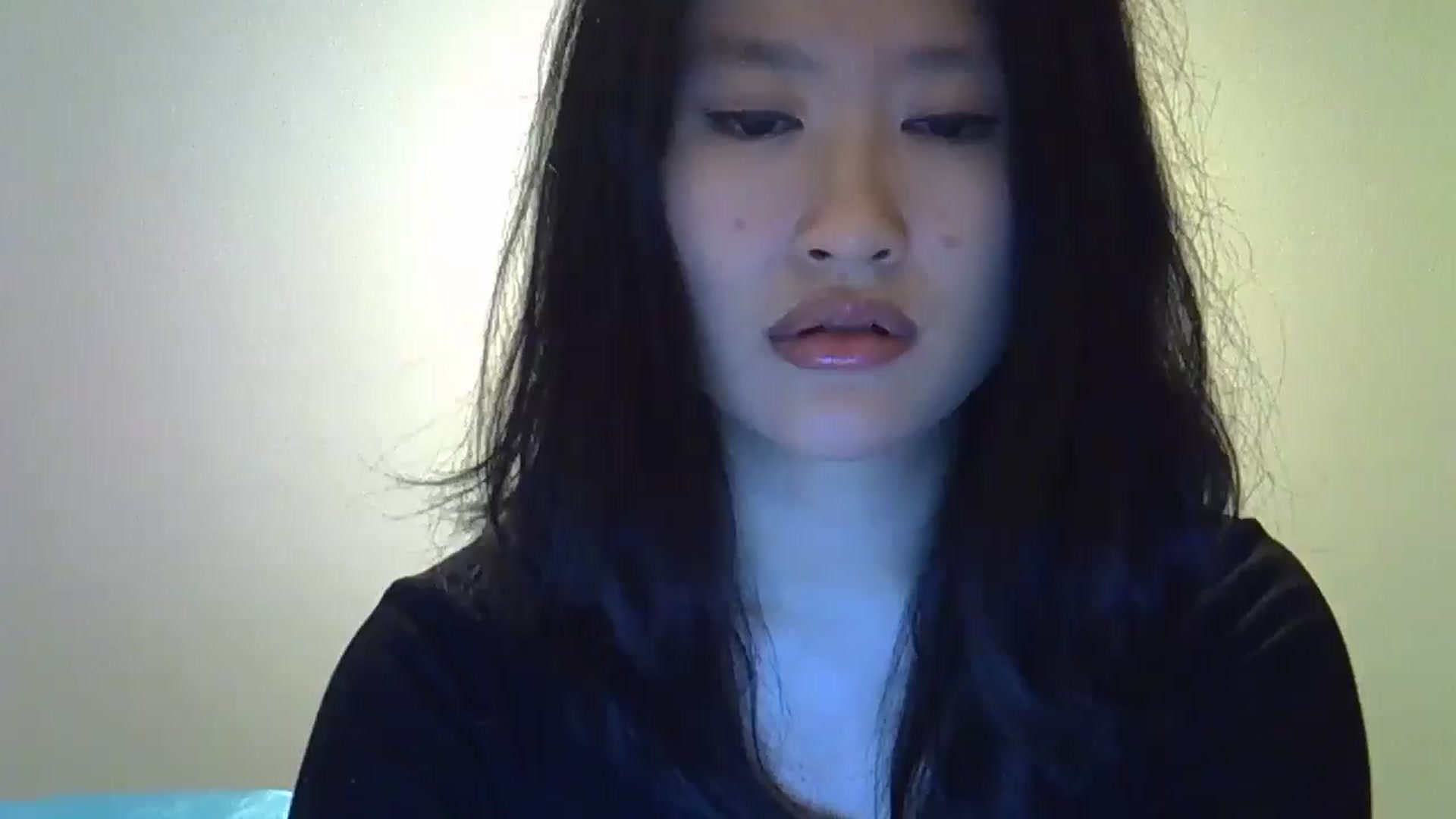 Gallery image thumbnail from sweetnomi22's myfreecams stream on, 12/25/2024, 22:41 image 1 of 20