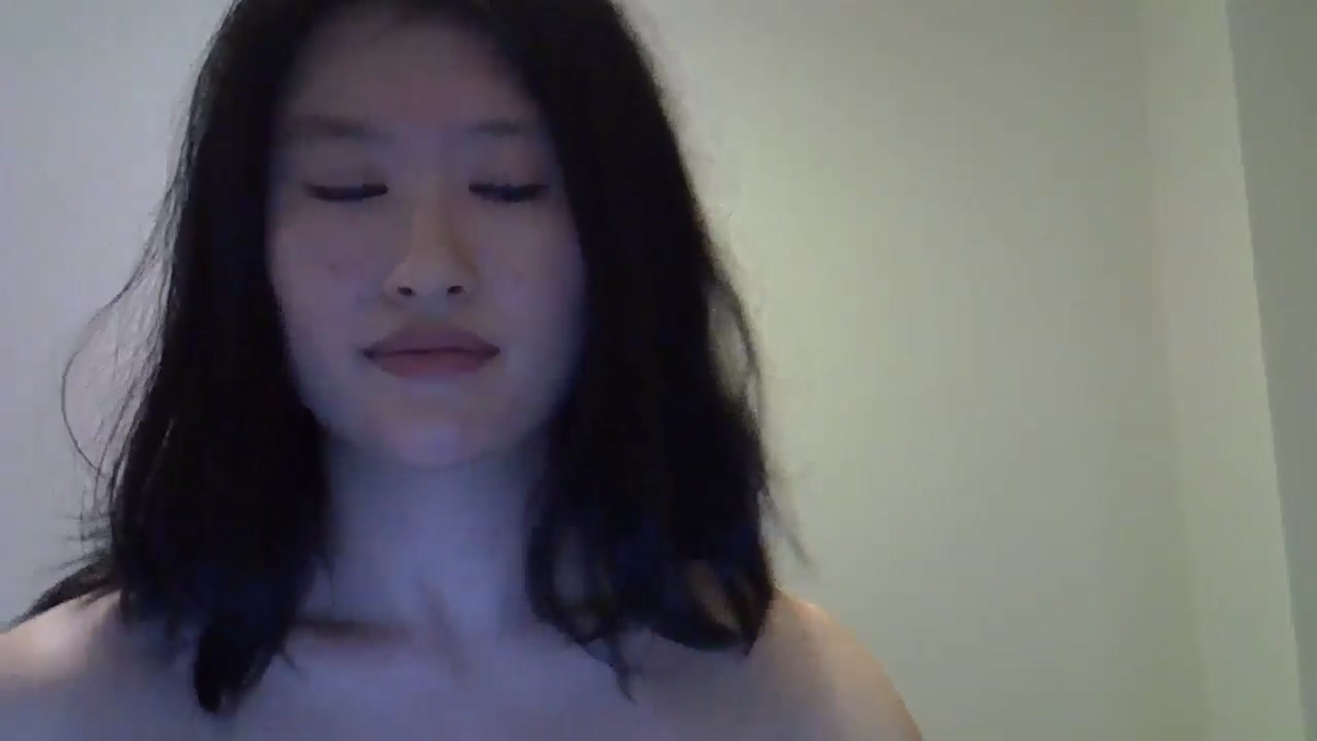 Gallery image thumbnail from sweetnomi22's myfreecams stream on, 12/26/2024, 01:44 image 13 of 20